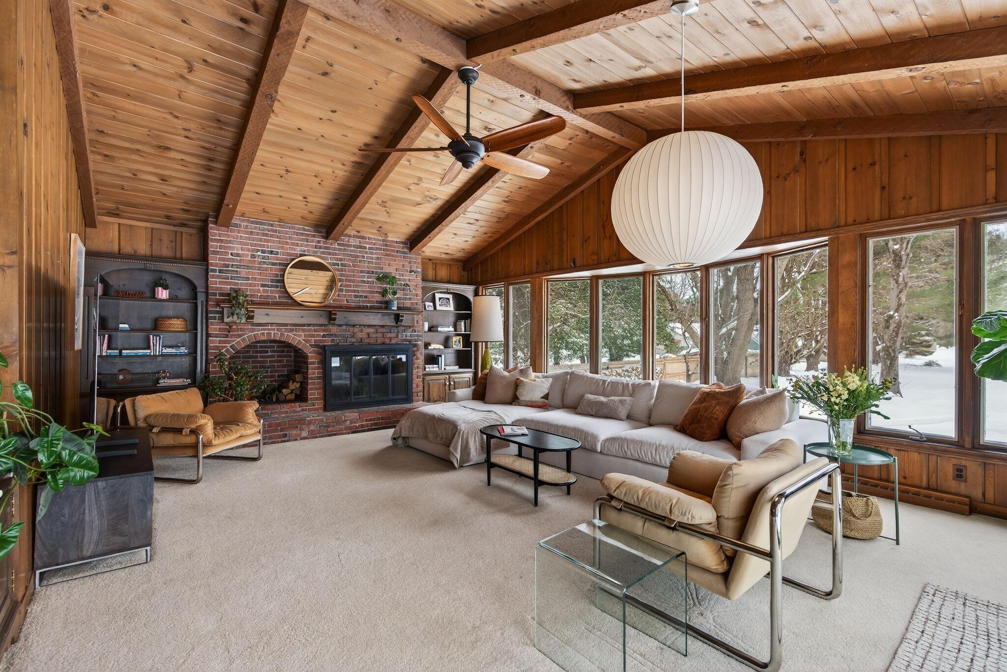 295 Ferry Road