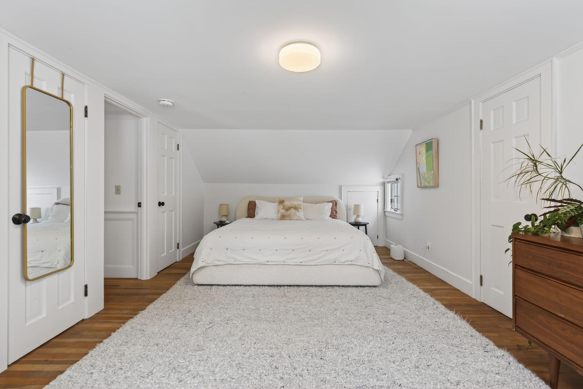 295 Ferry Road