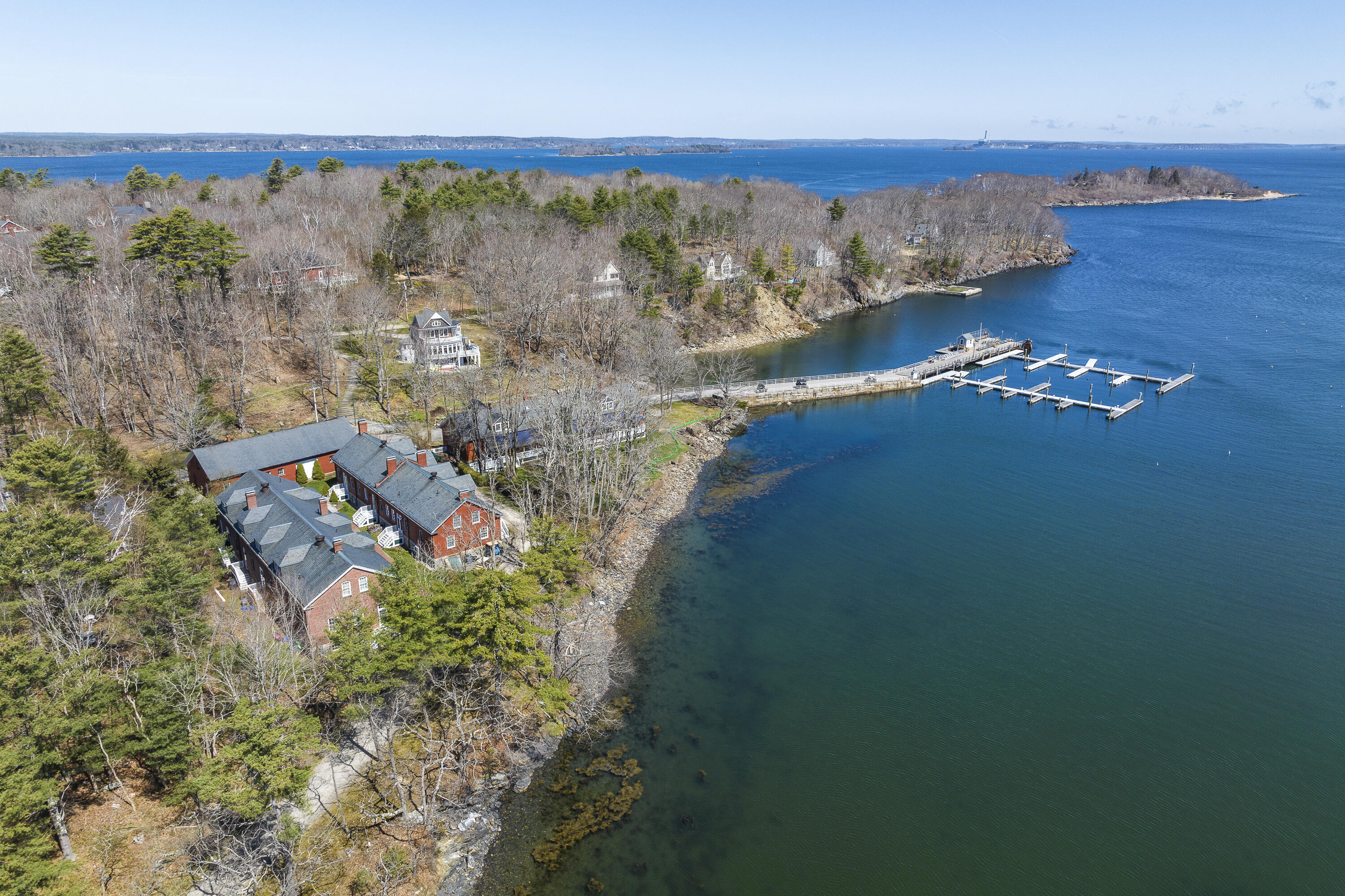6 Quartermaster Court