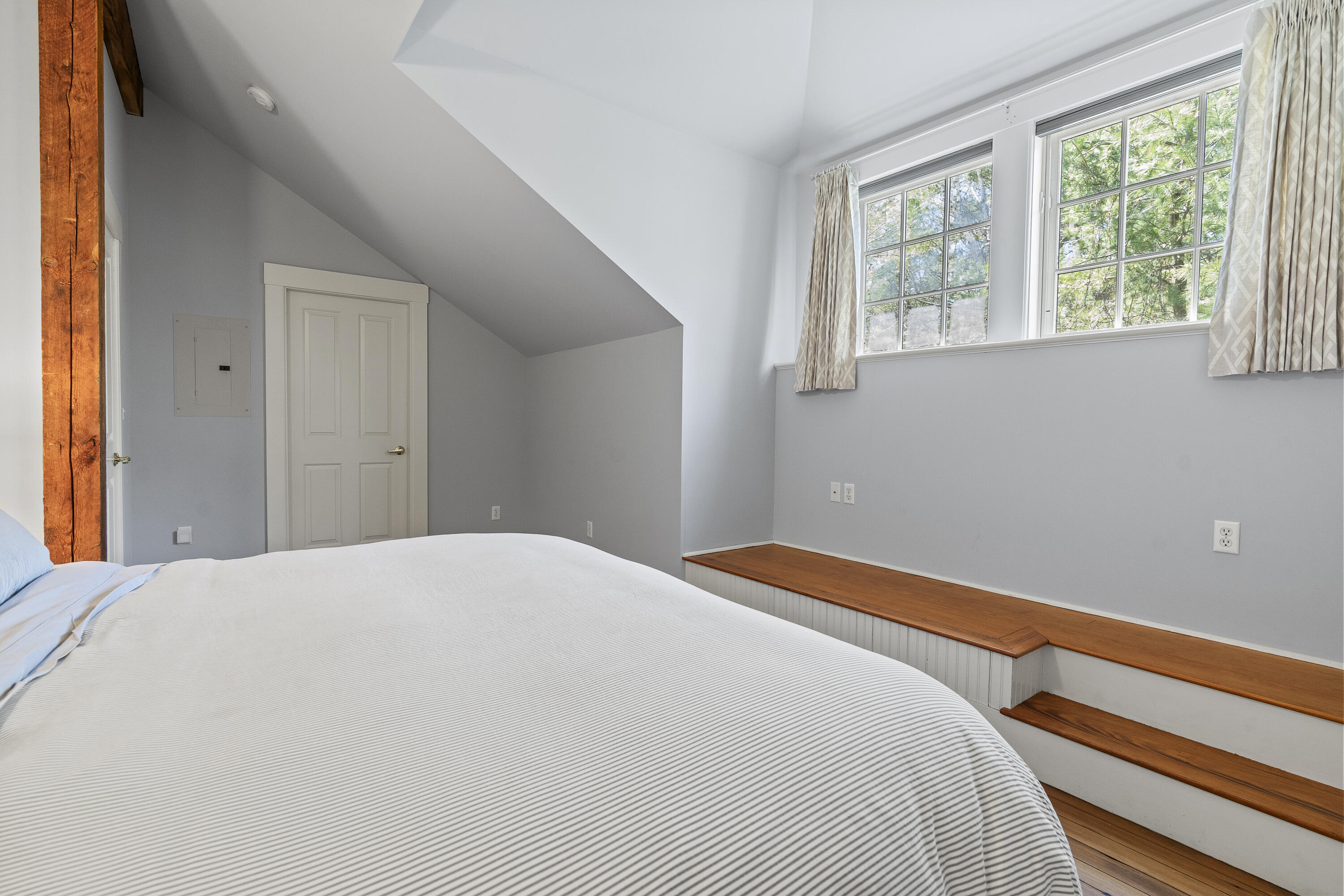 6 Quartermaster Court
