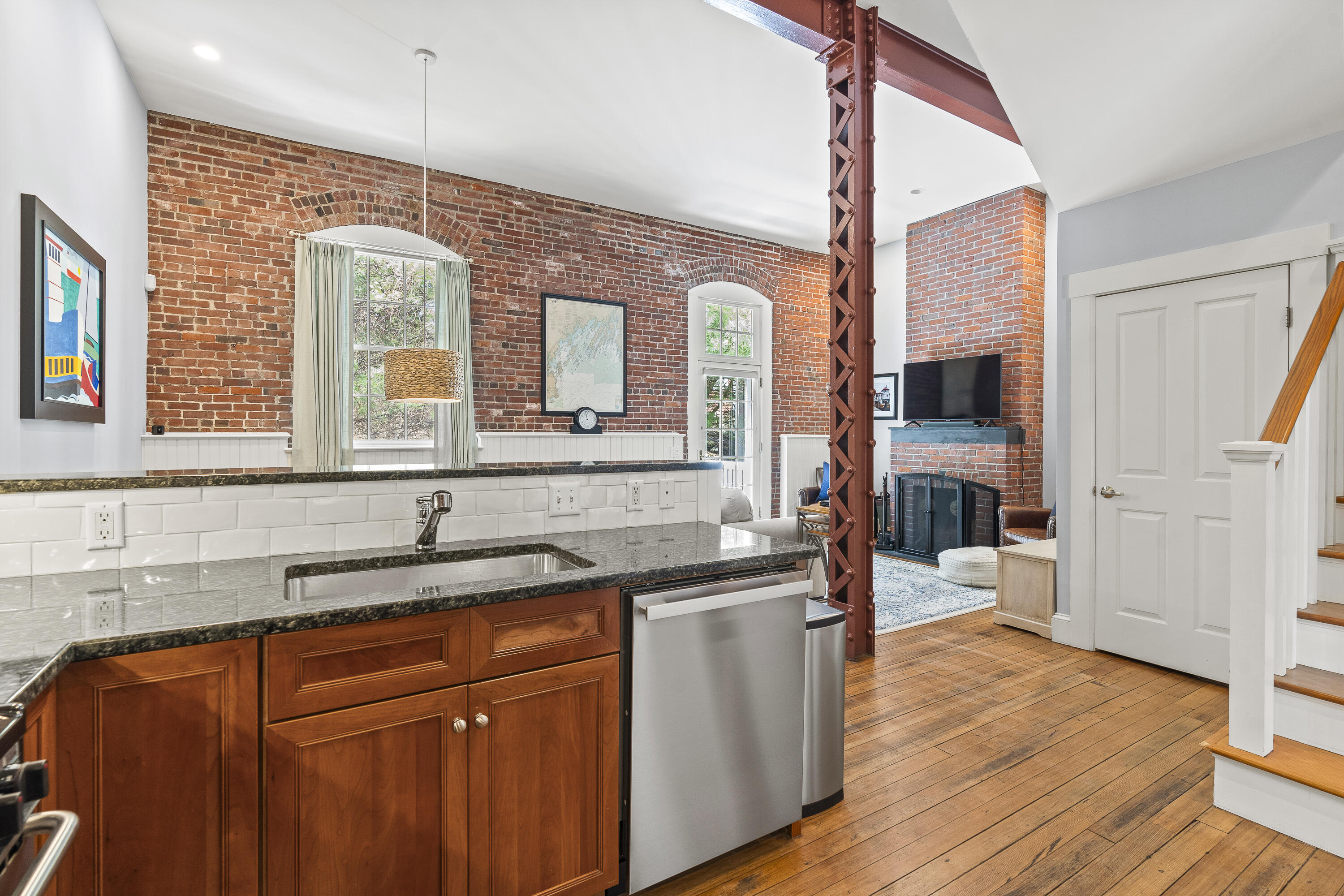 6 Quartermaster Court