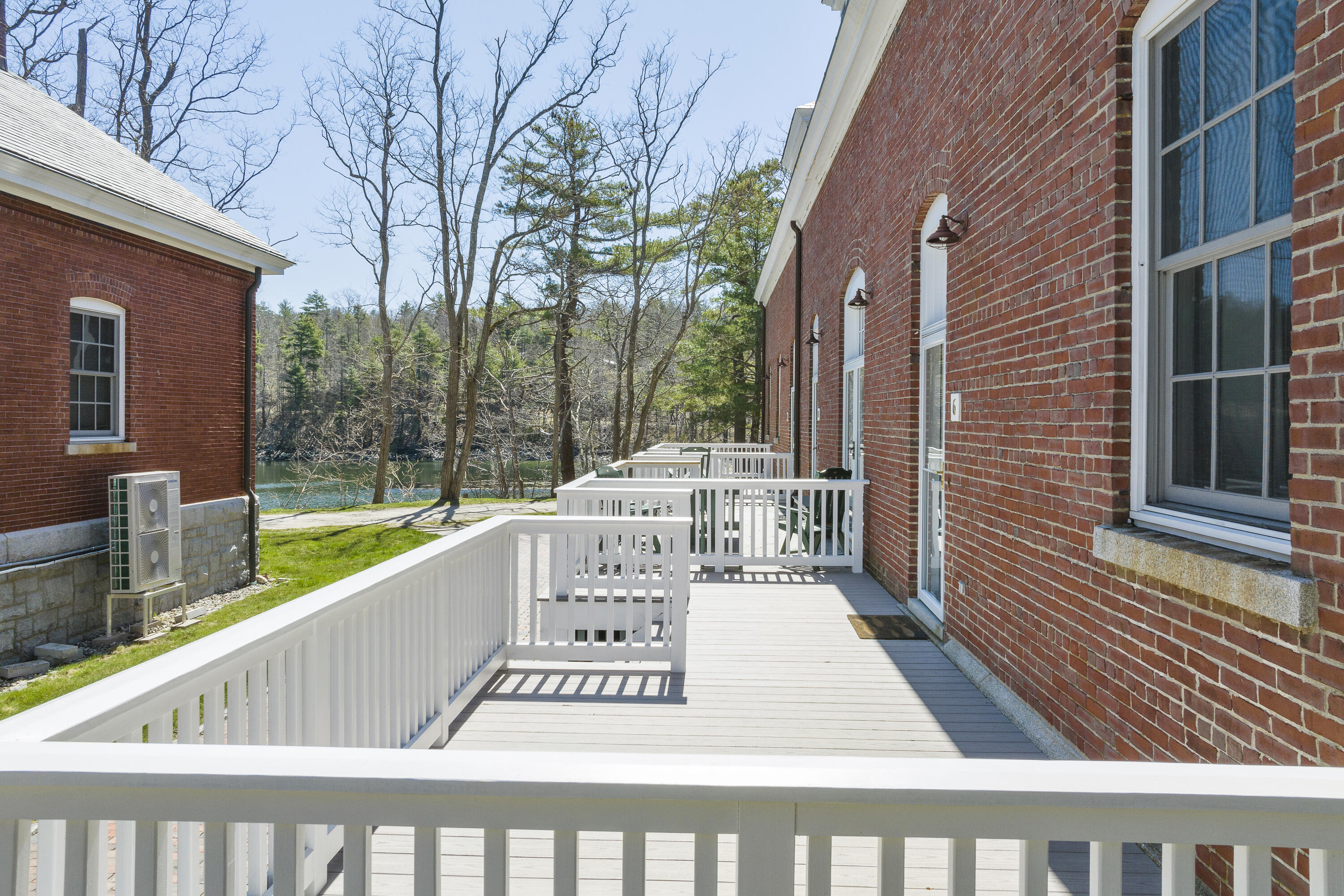 6 Quartermaster Court