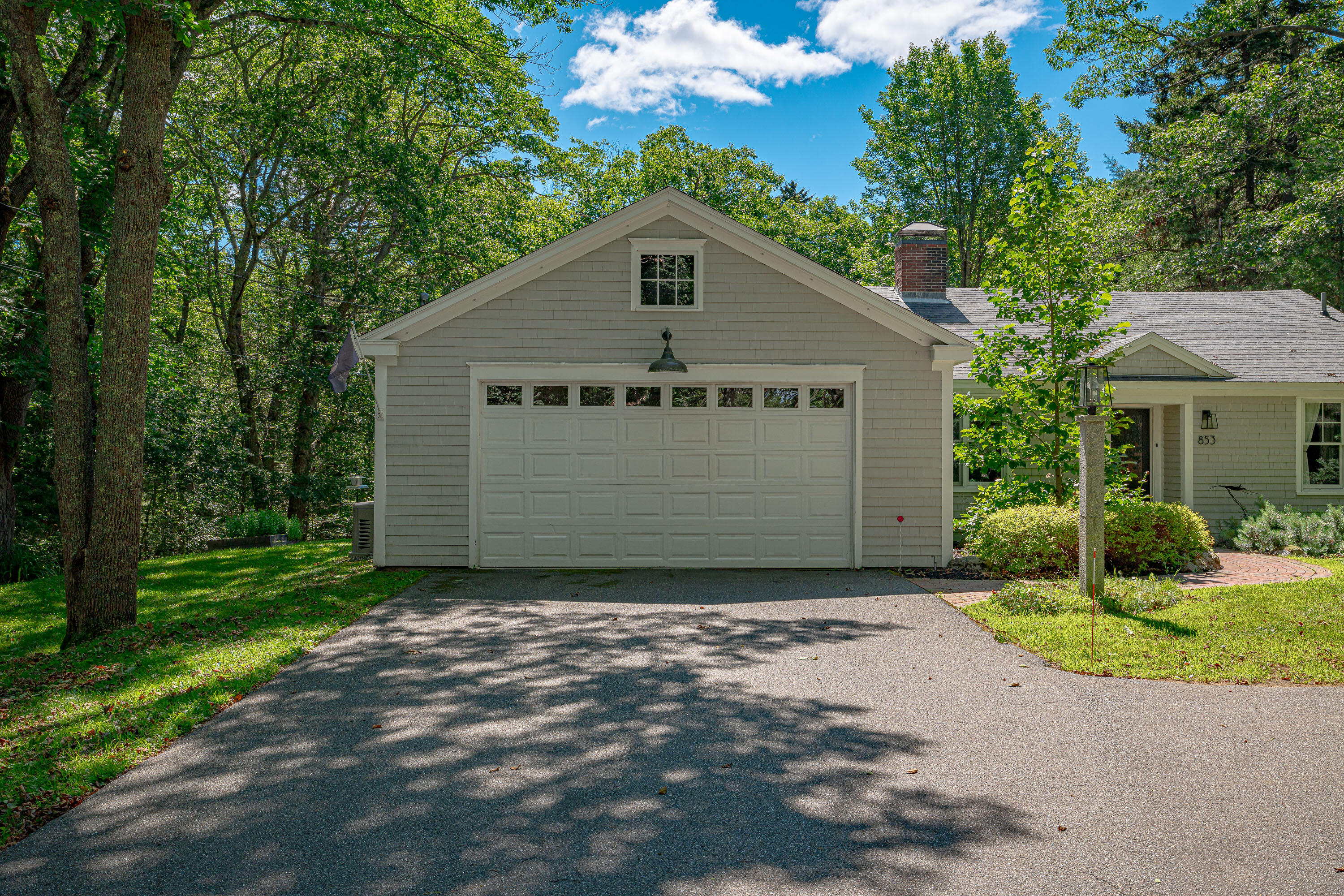 853 Mere Point Road