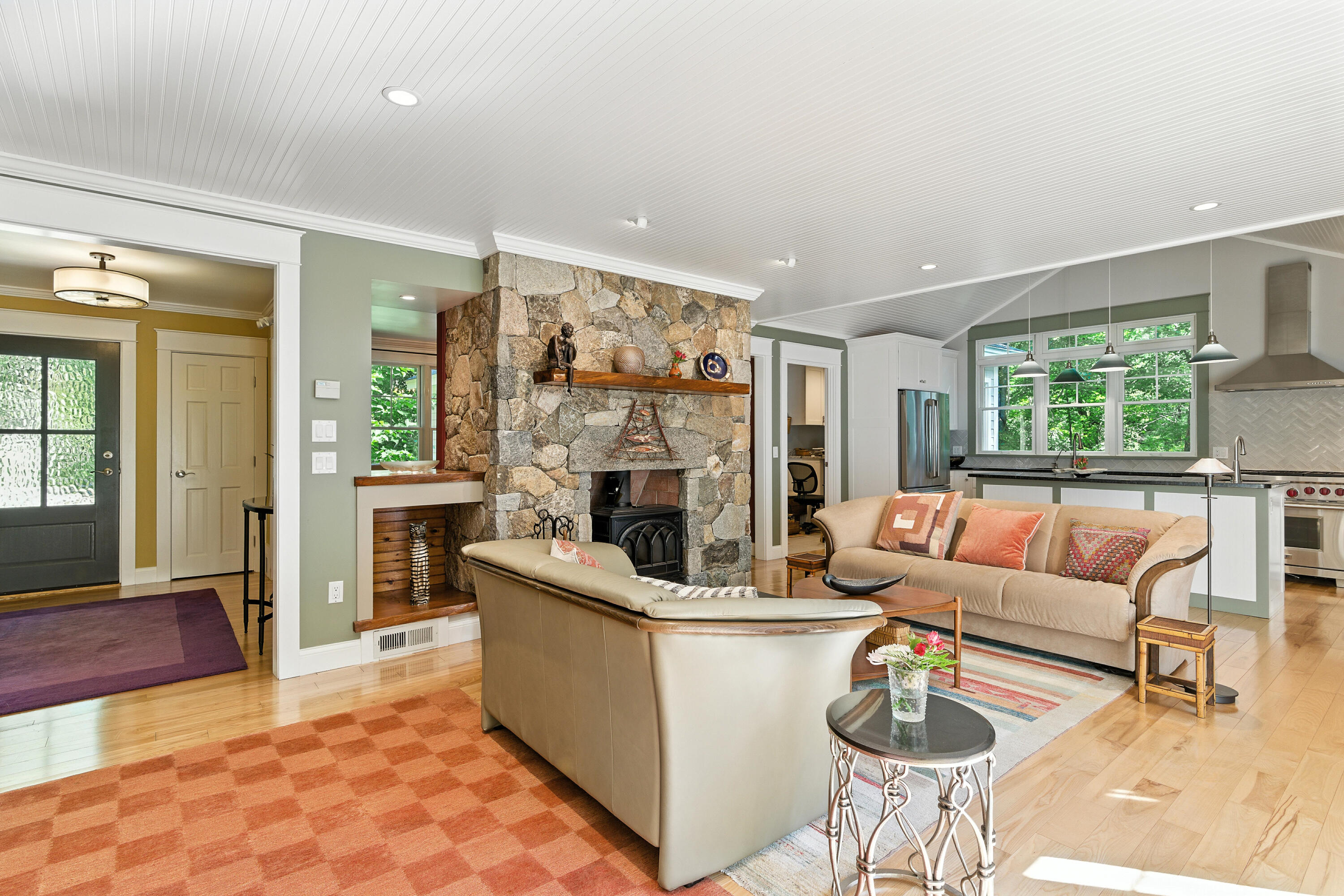 853 Mere Point Road