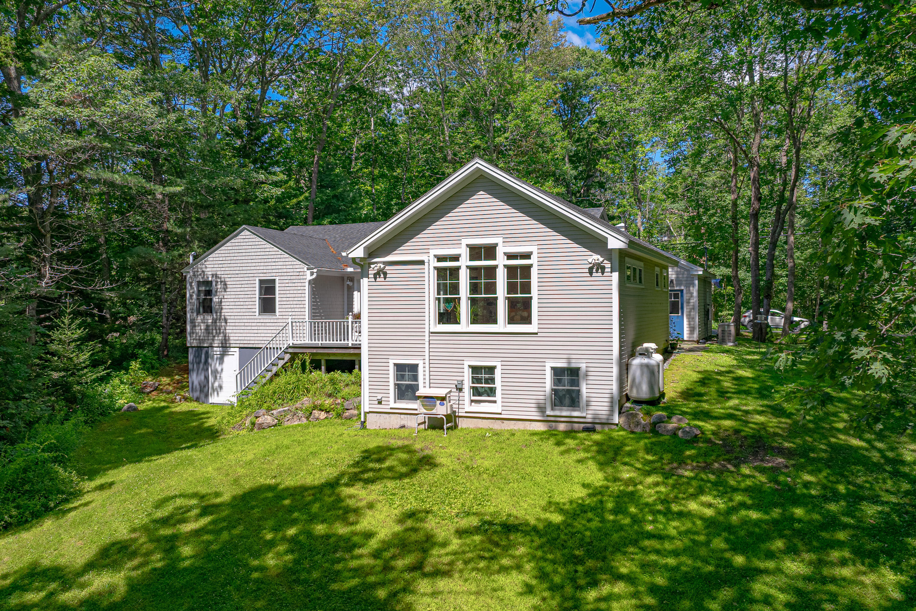 853 Mere Point Road