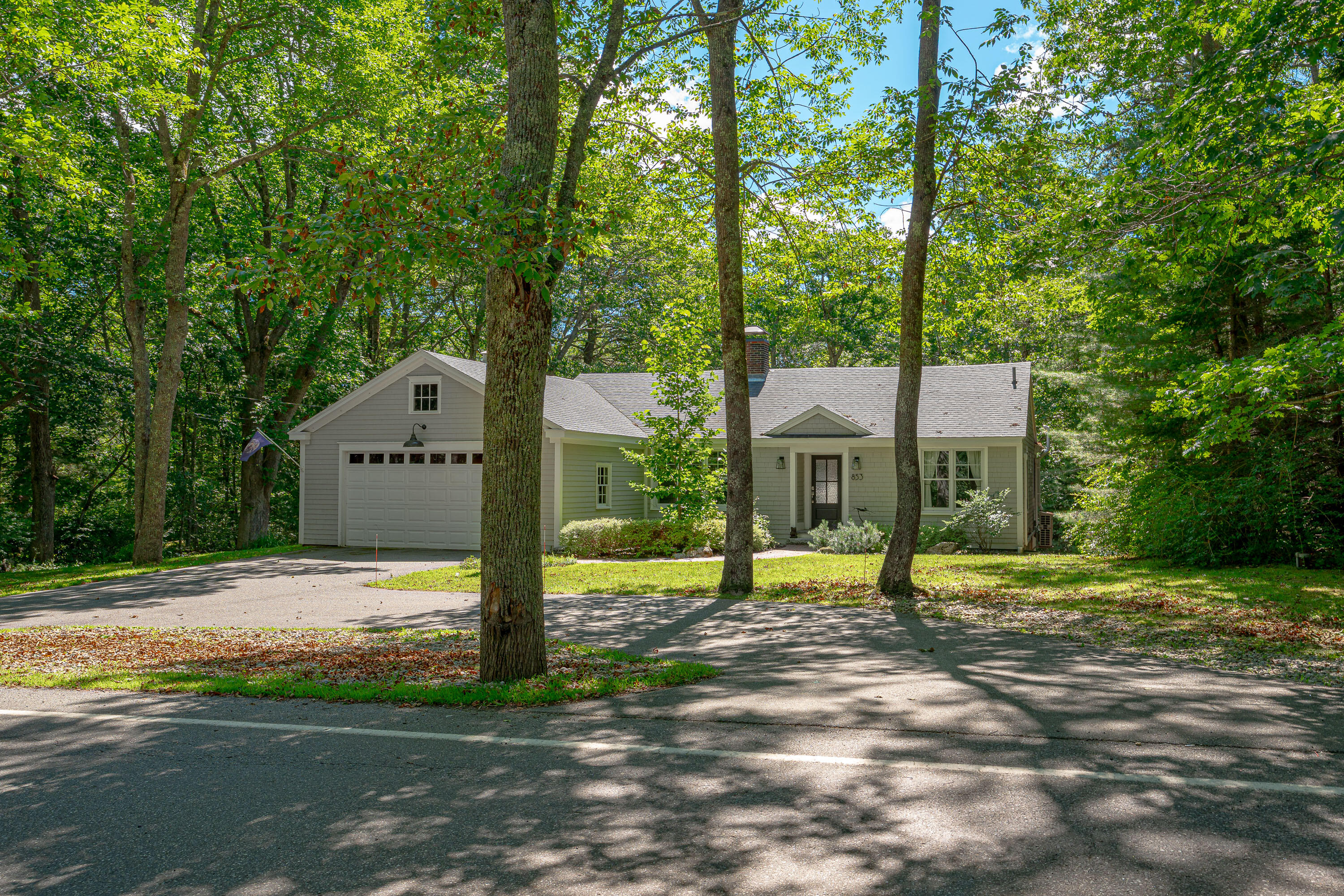 853 Mere Point Road