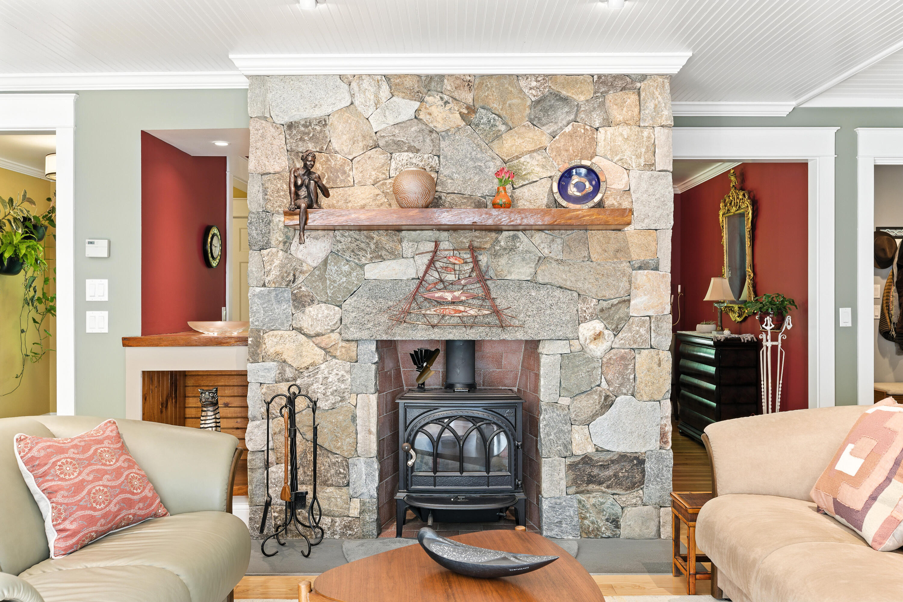 853 Mere Point Road