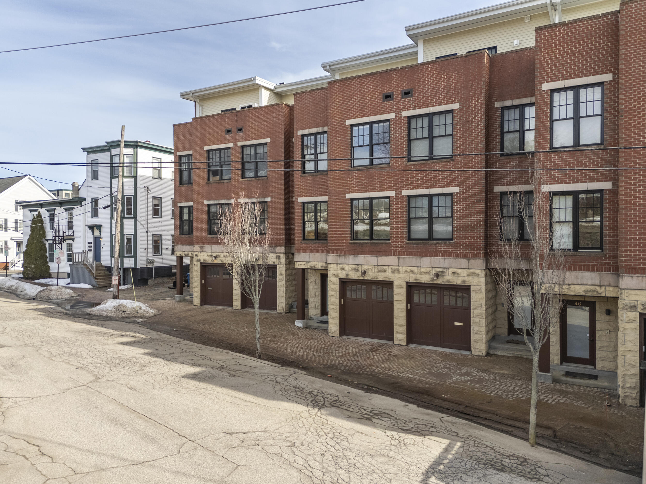 42 Federal Street E