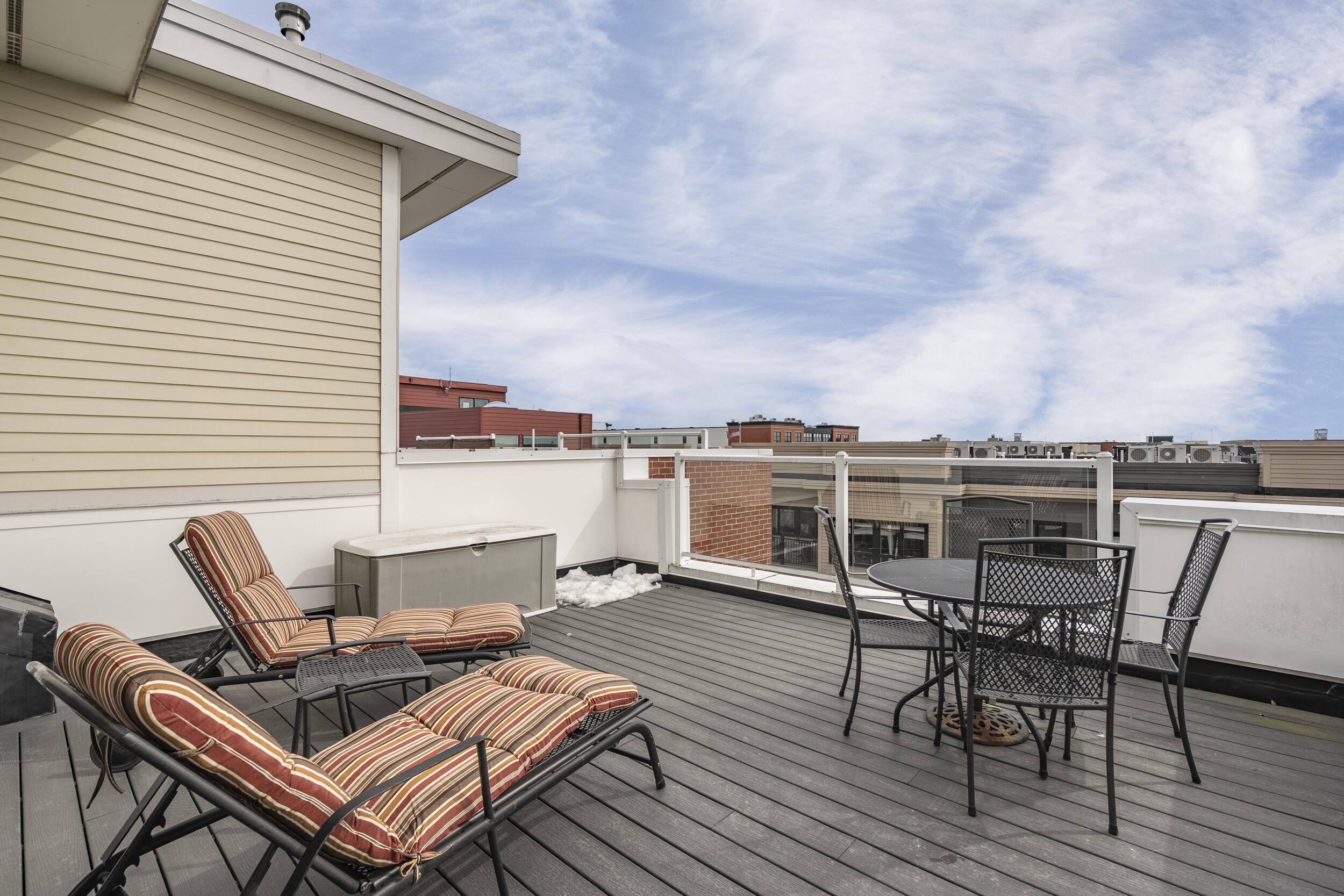 42 Federal Street E