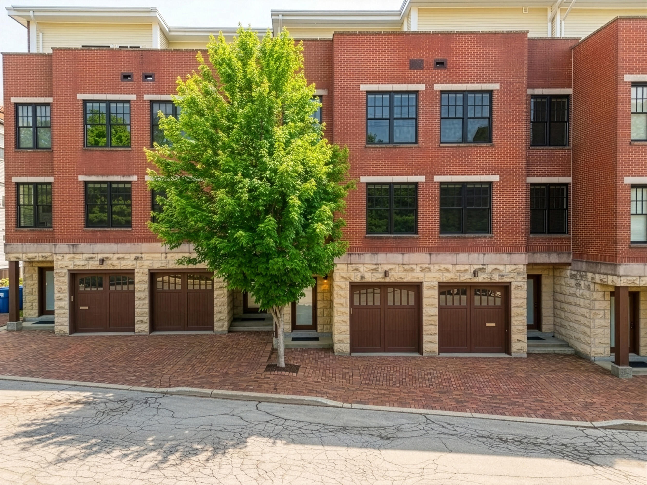 42 Federal Street E