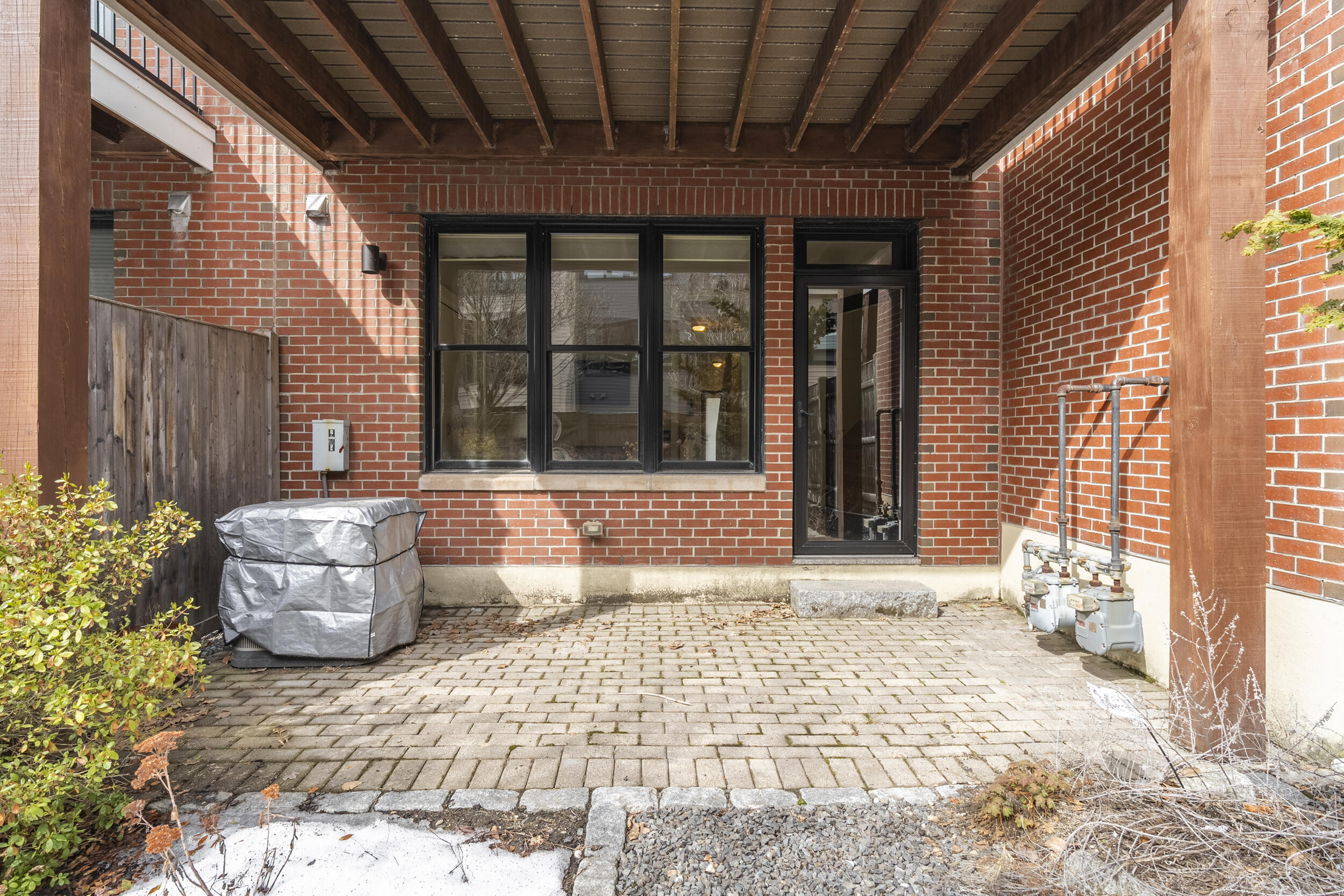42 Federal Street E