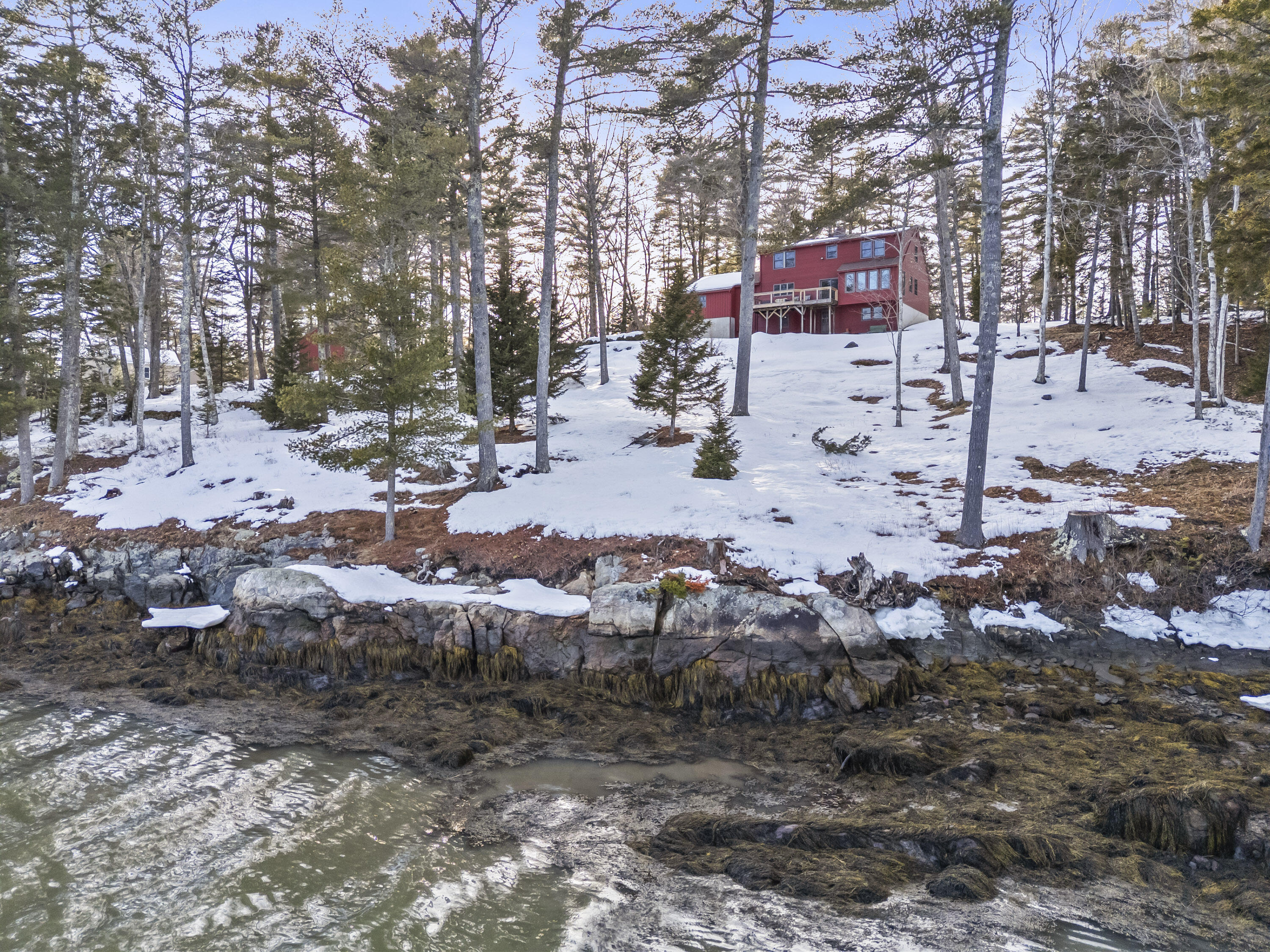 208 Youngs Point Road