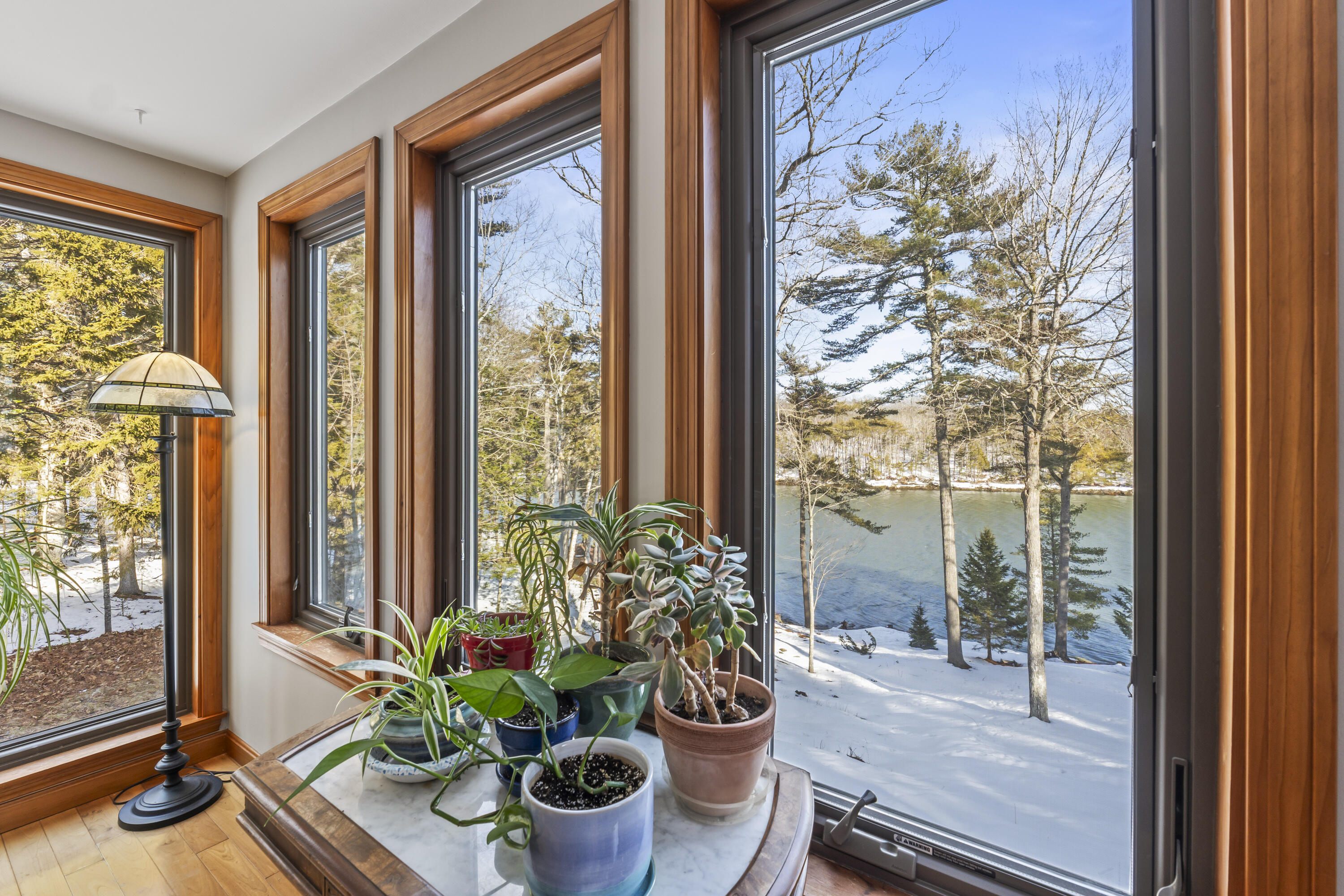 208 Youngs Point Road