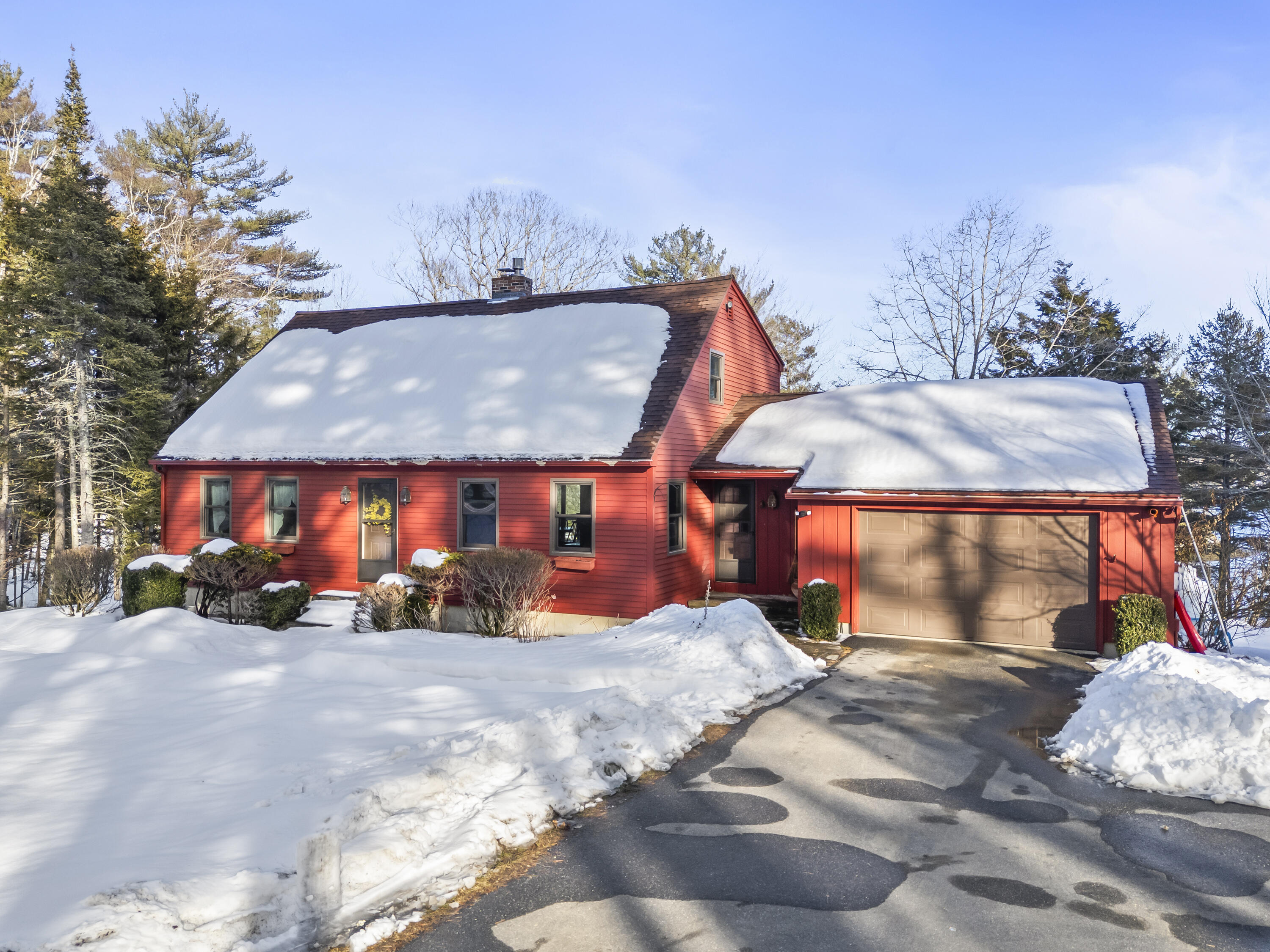 208 Youngs Point Road