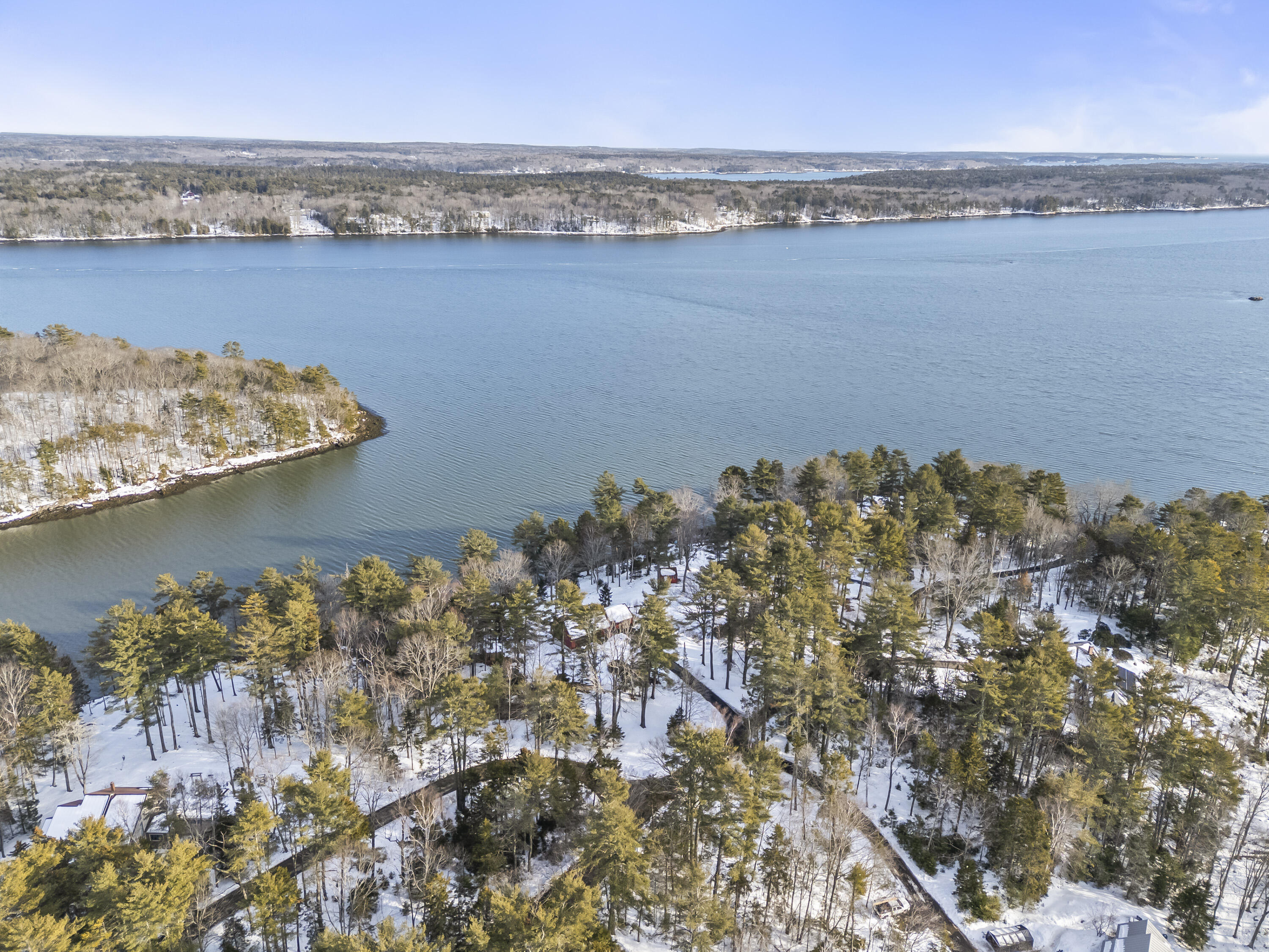 208 Youngs Point Road