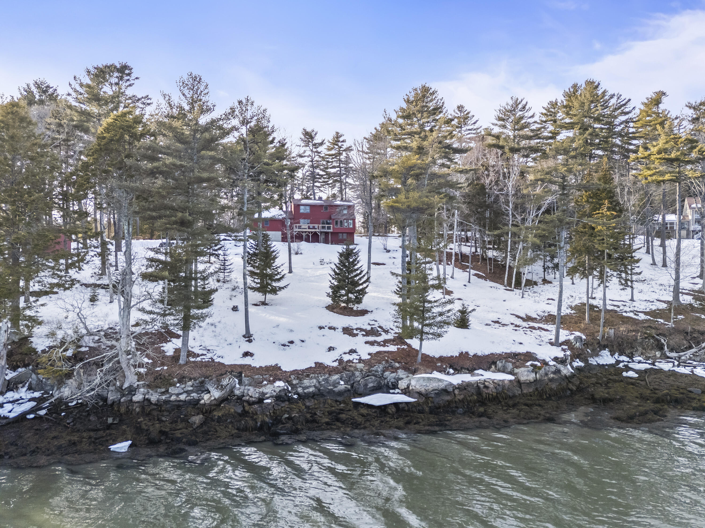 208 Youngs Point Road