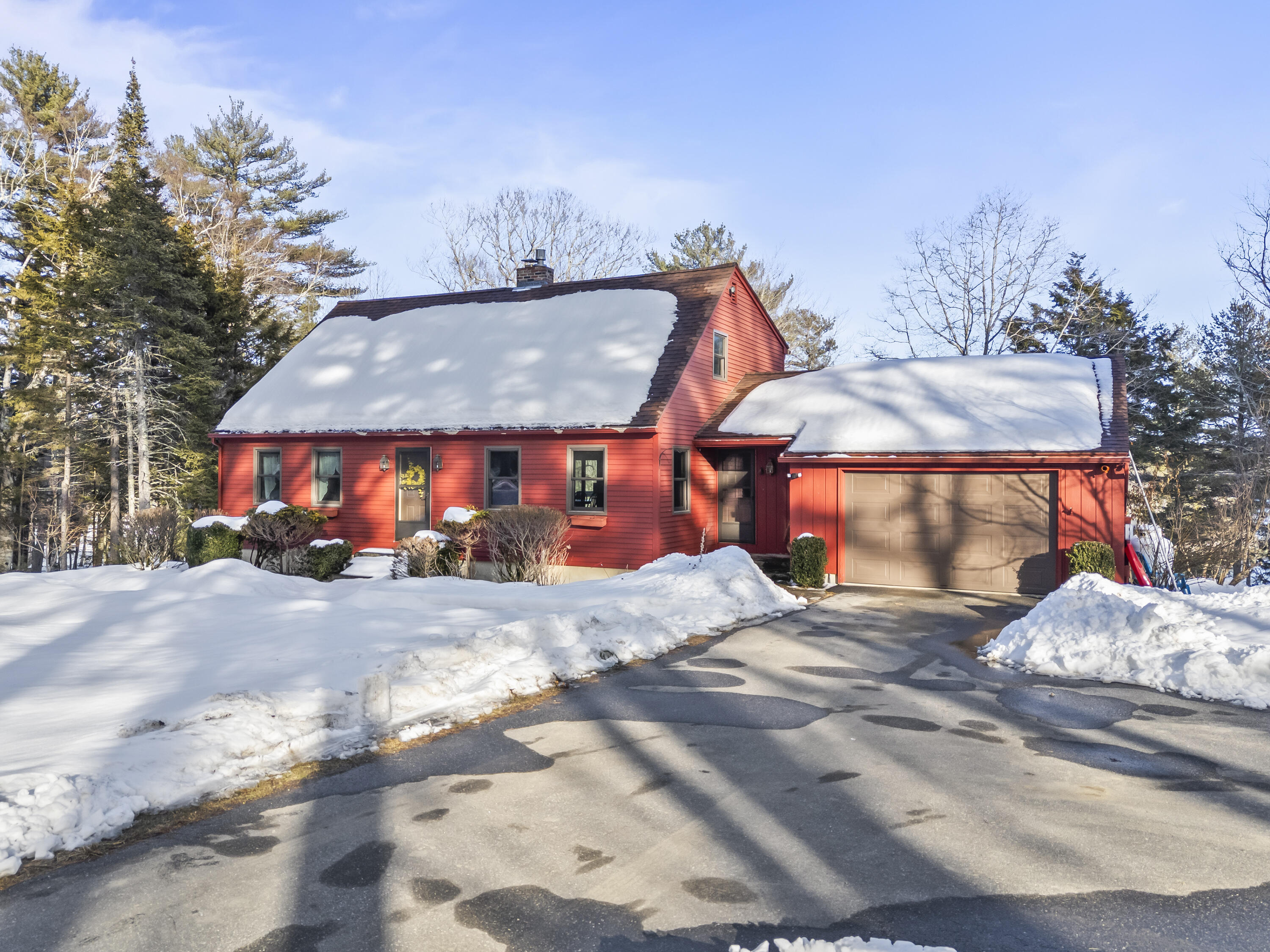 208 Youngs Point Road