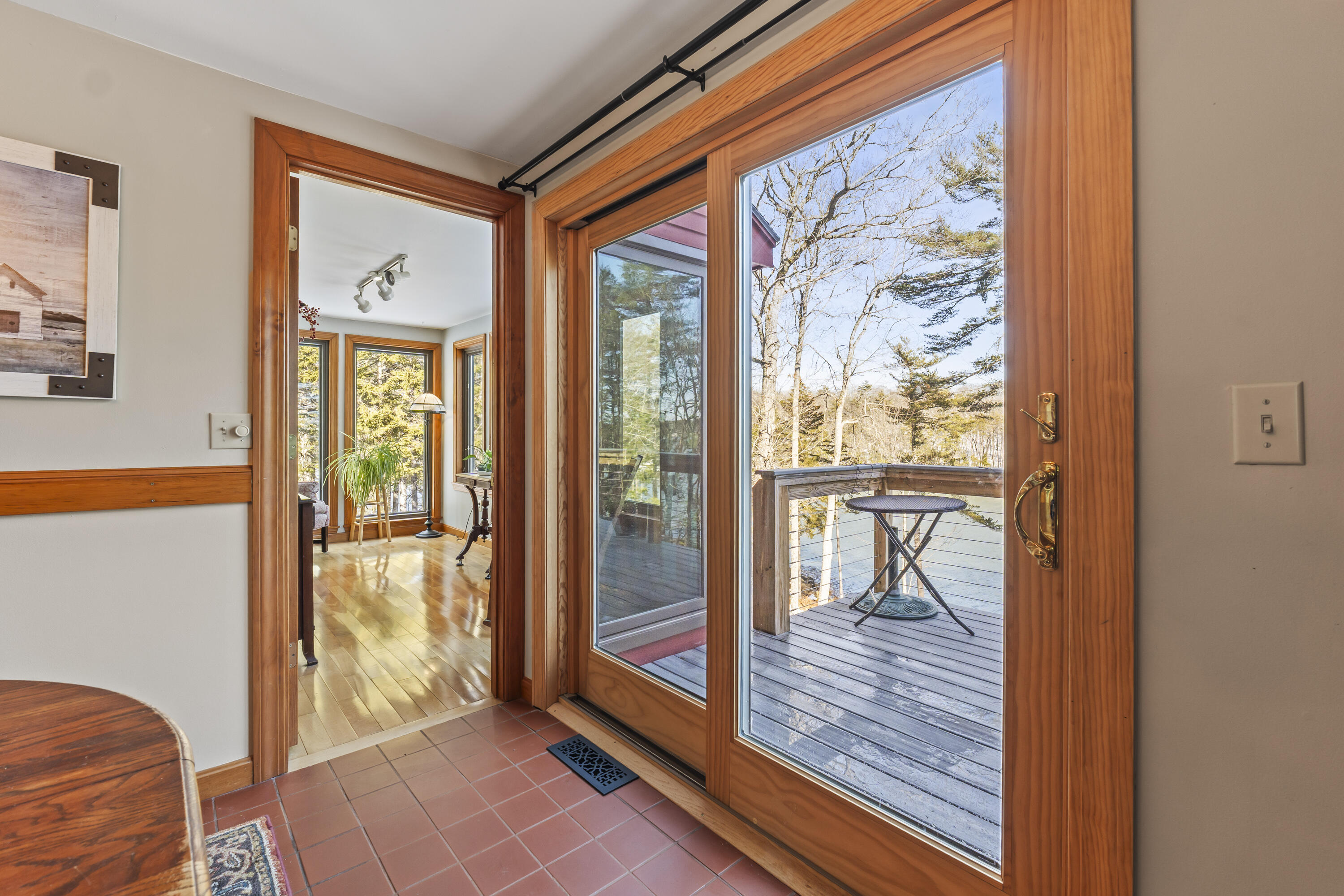 208 Youngs Point Road