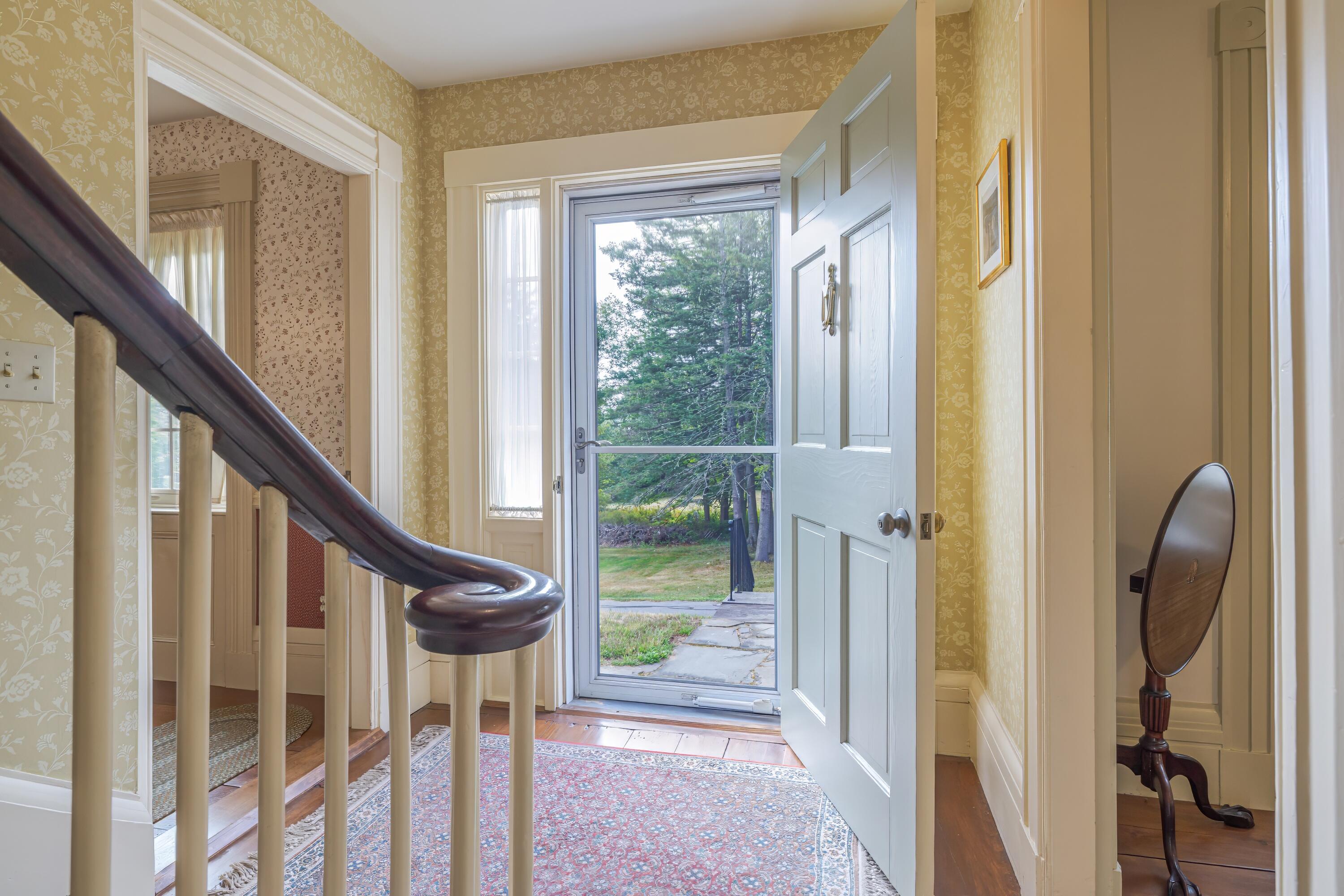 200 Surry Road