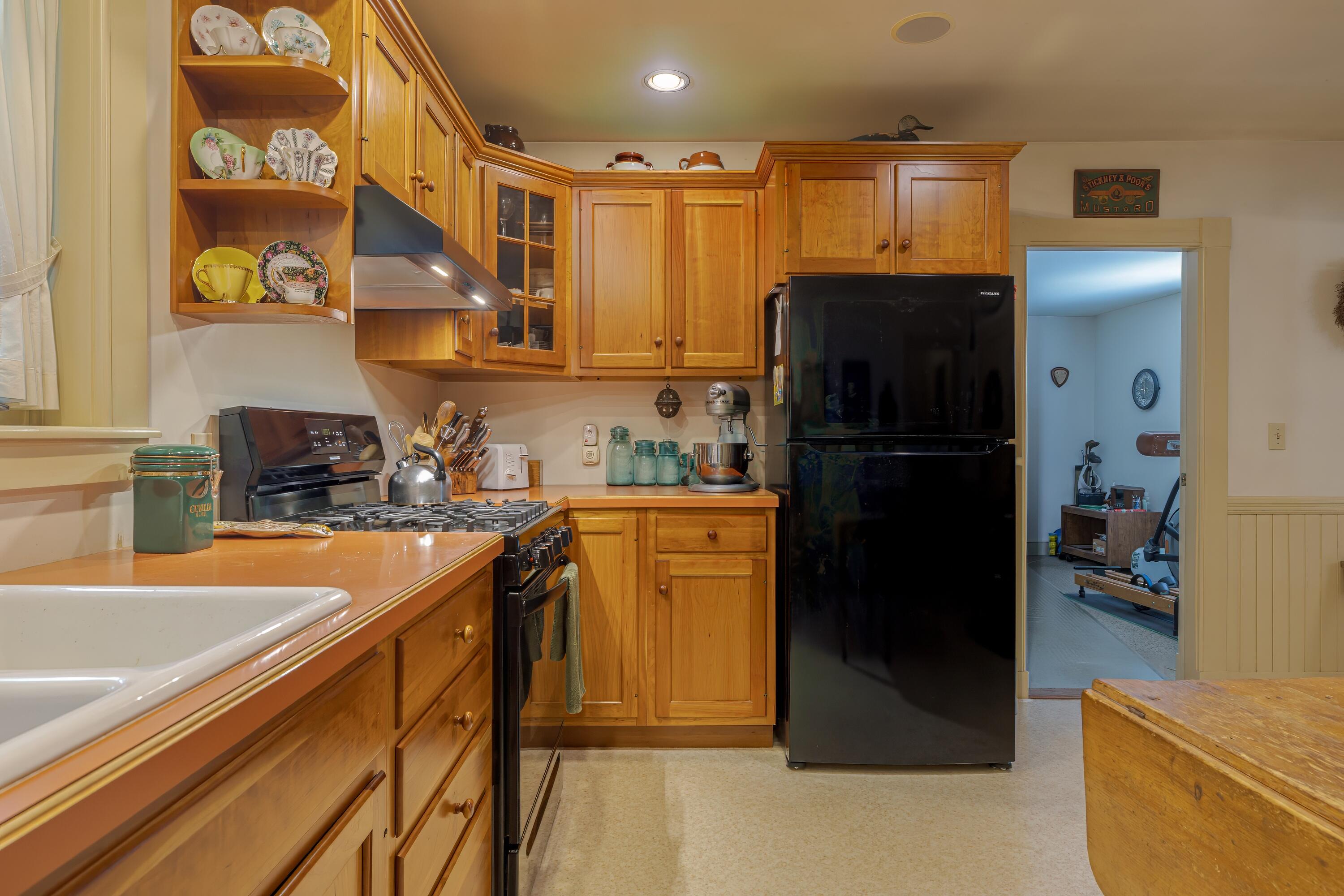 200 Surry Road
