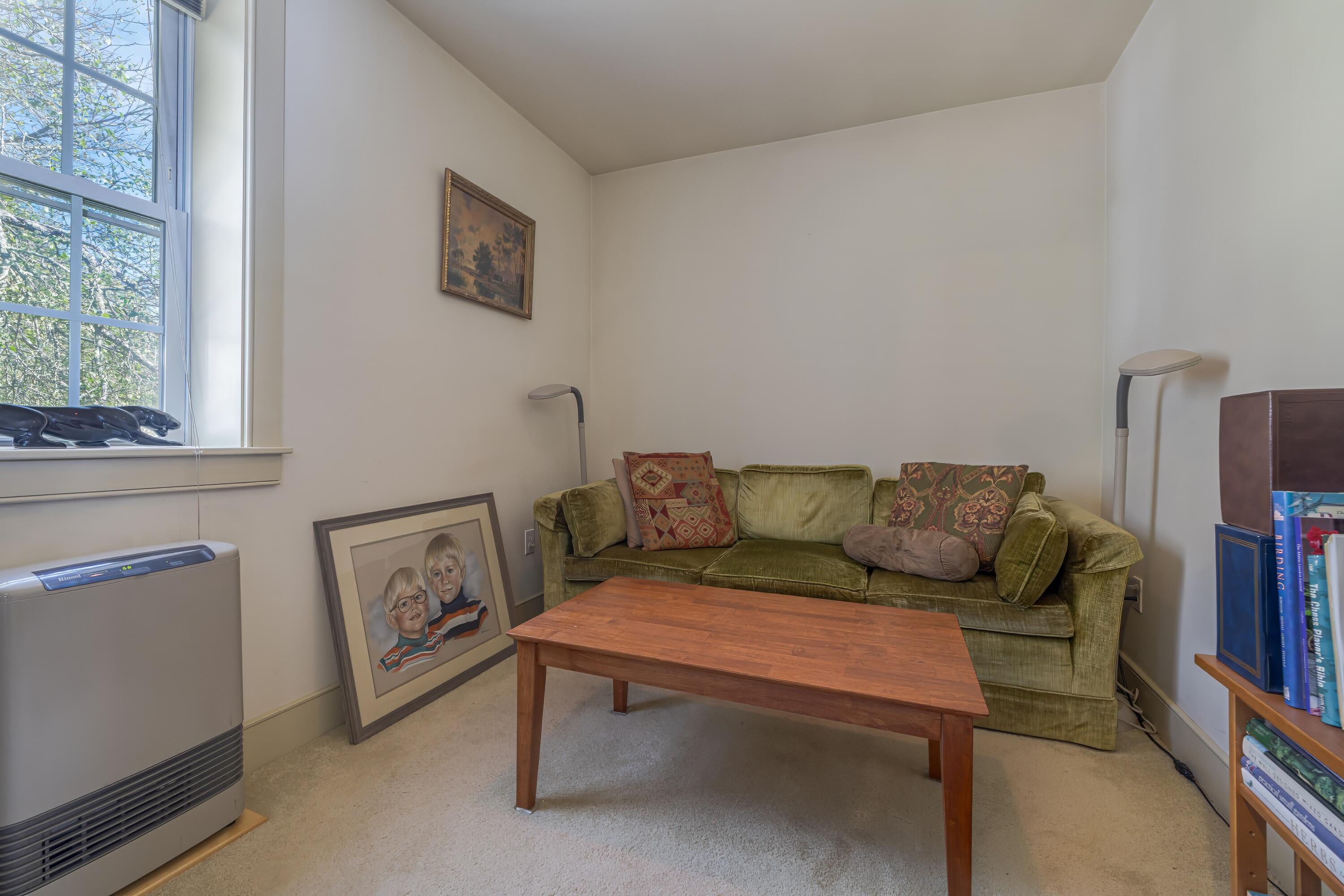200 Surry Road