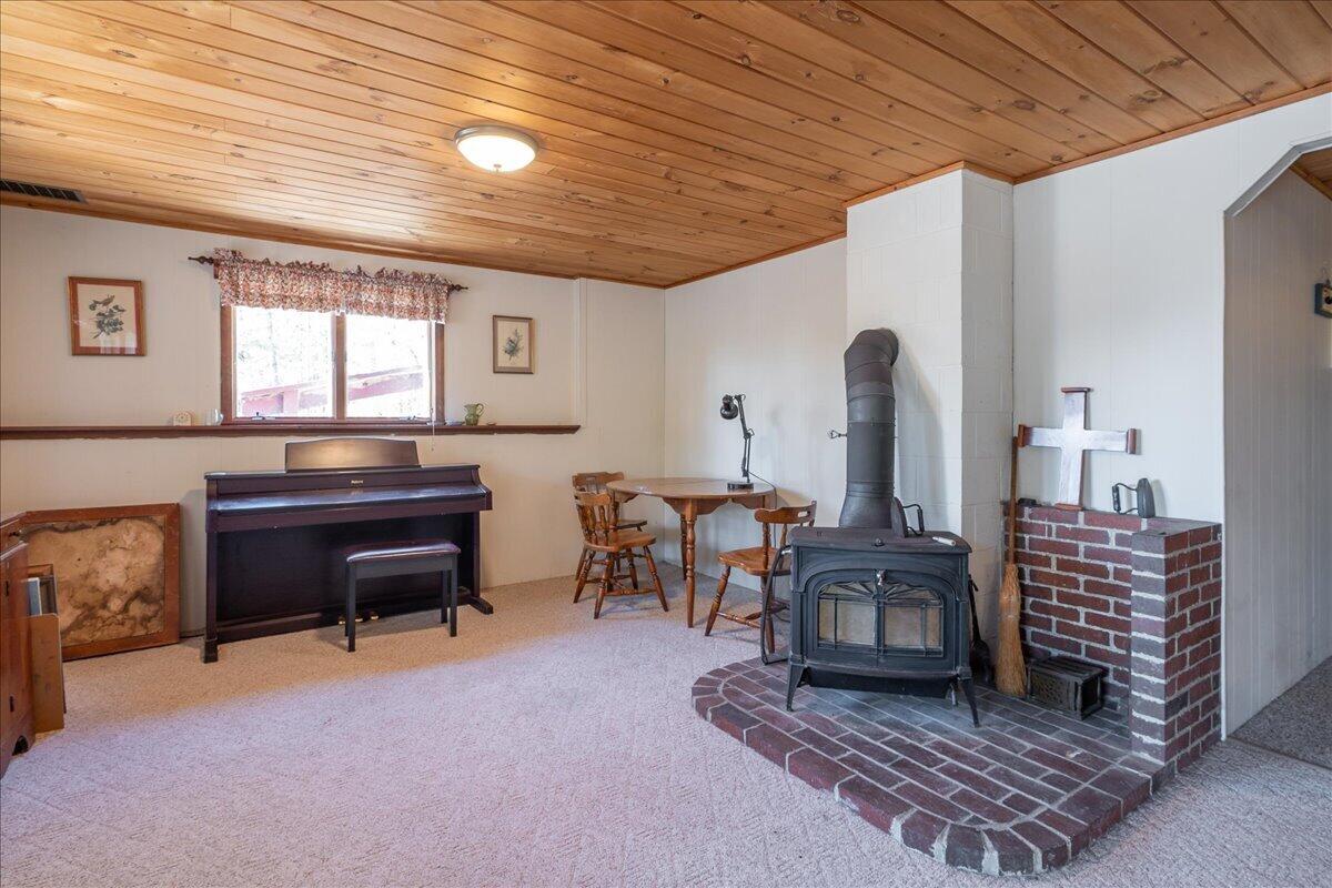 50 Woodledge Lane