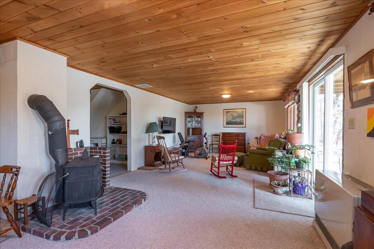 50 Woodledge Lane