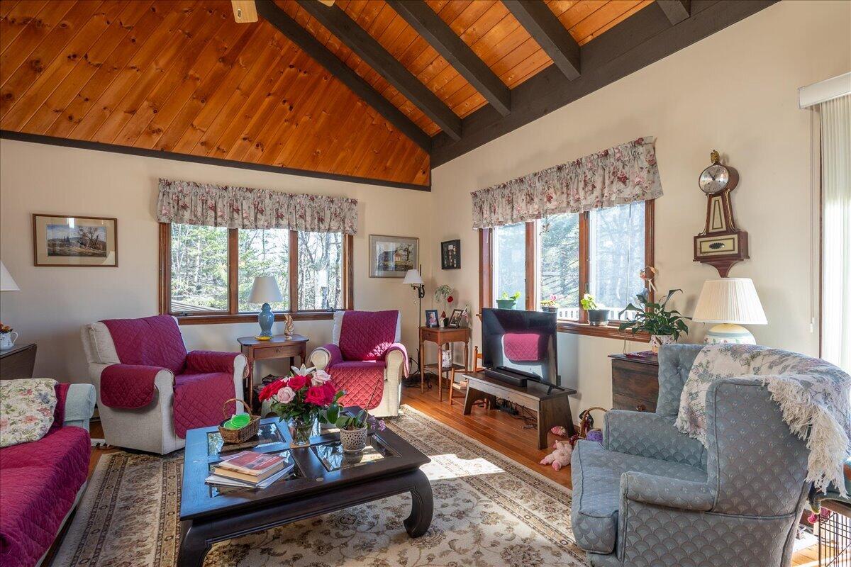 50 Woodledge Lane
