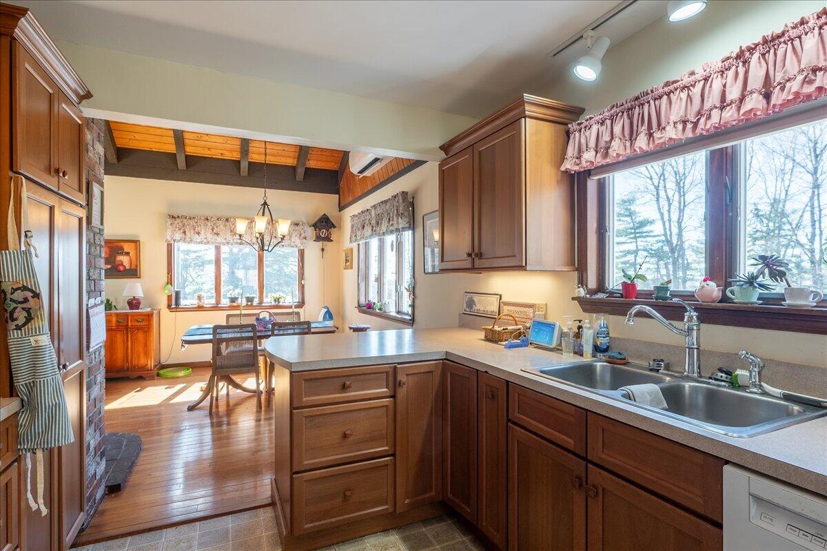 50 Woodledge Lane