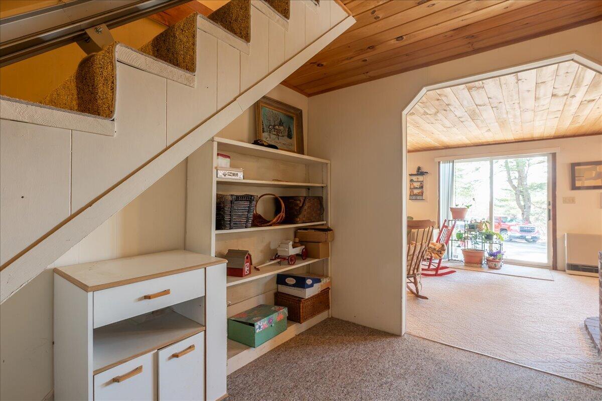 50 Woodledge Lane