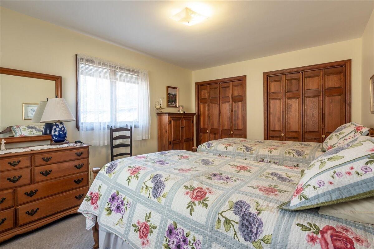 50 Woodledge Lane