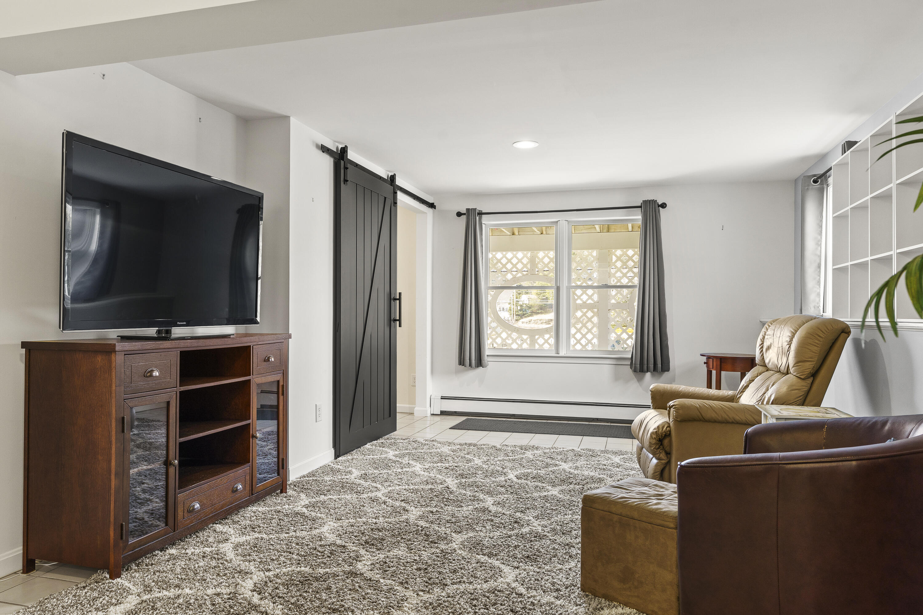 5 Village Court 5