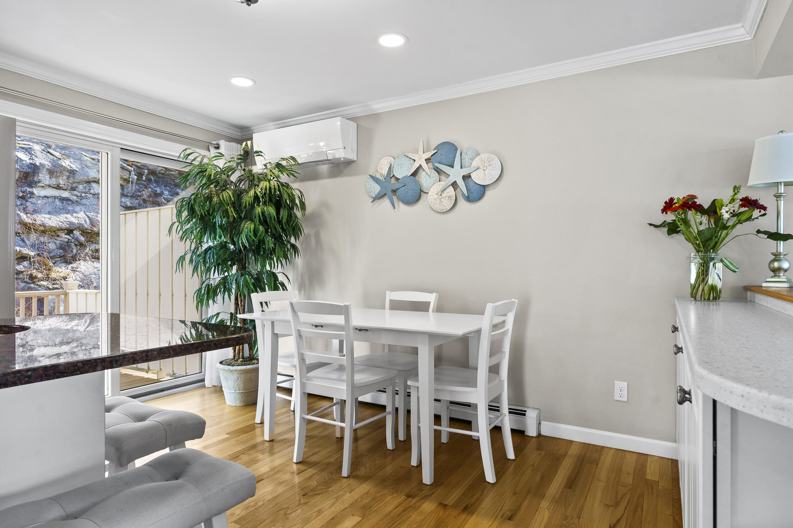 5 Village Court 5