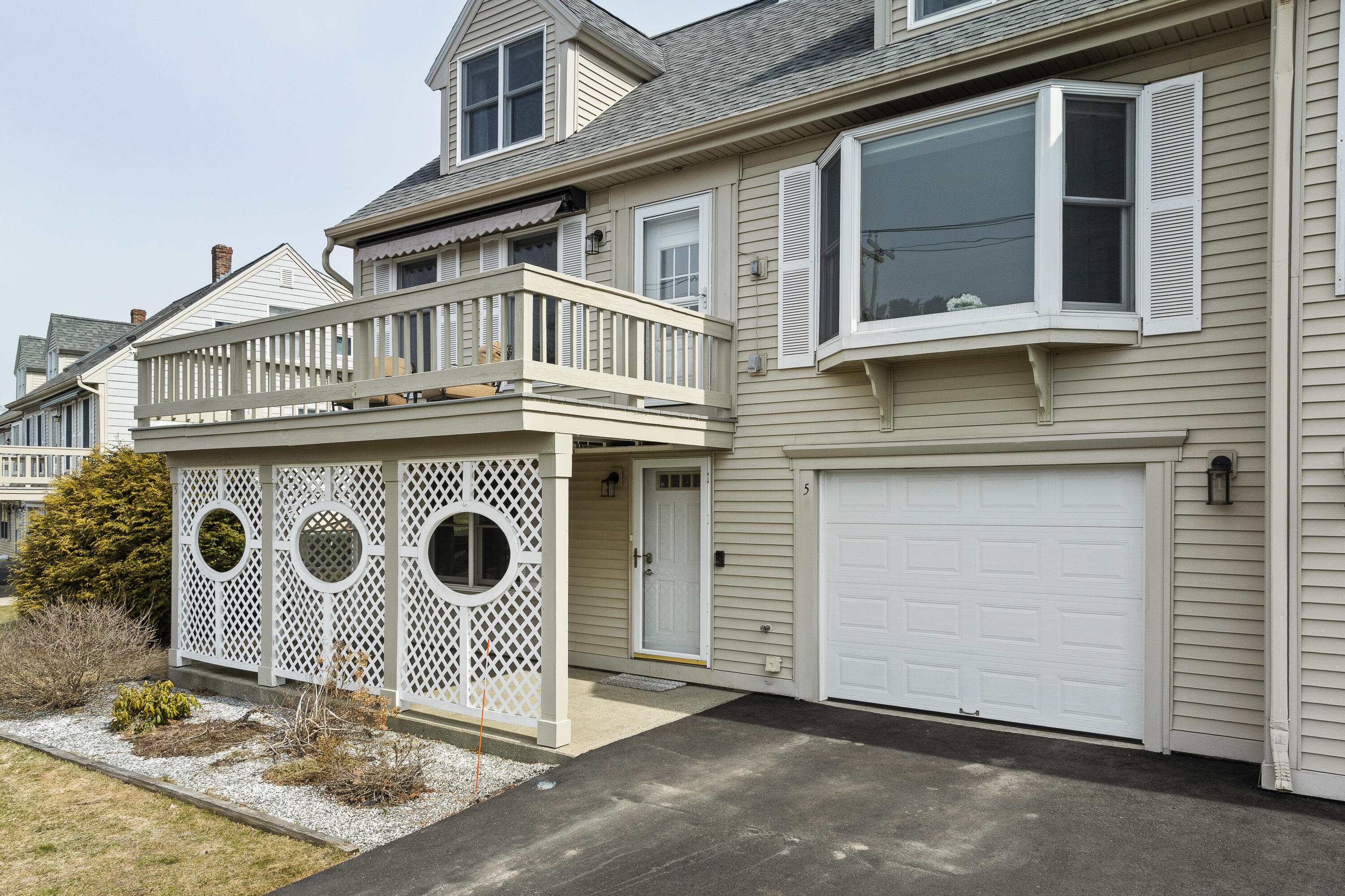 5 Village Court 5