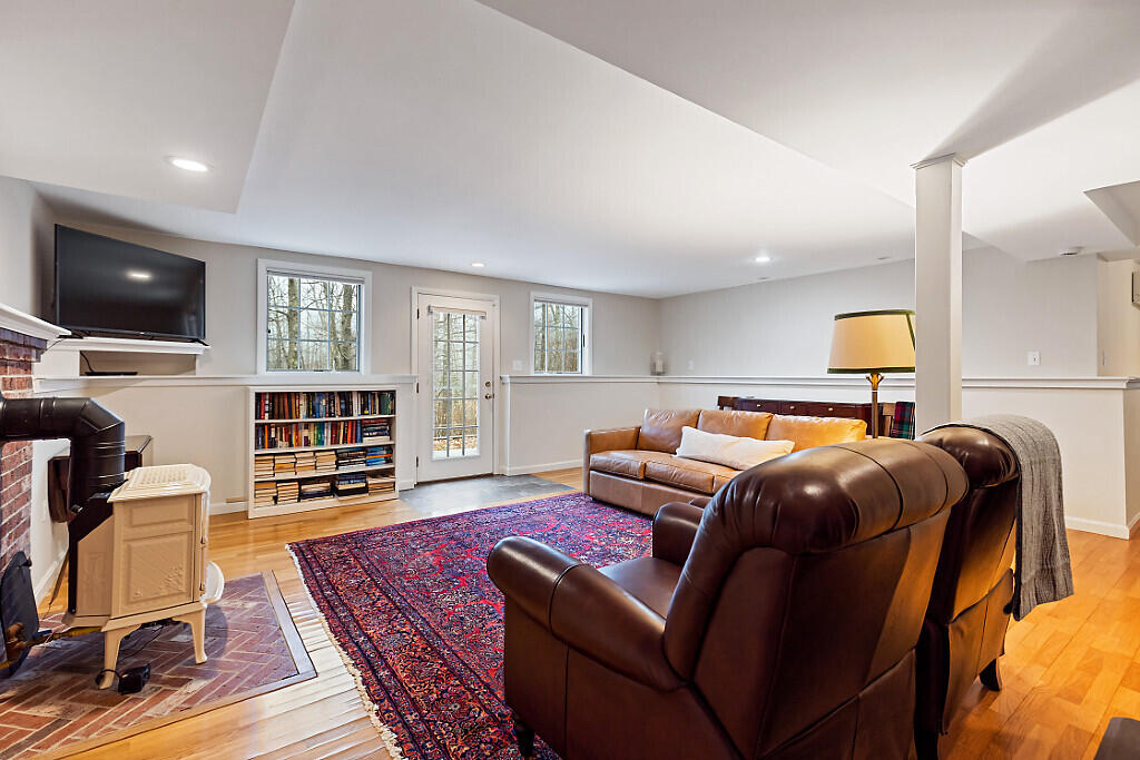 44 Island View Lane
