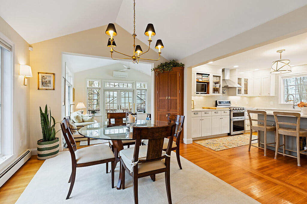 44 Island View Lane