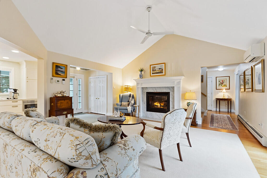44 Island View Lane