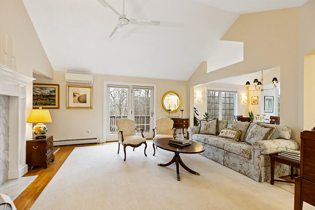 44 Island View Lane