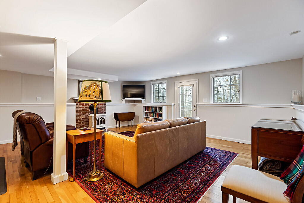 44 Island View Lane