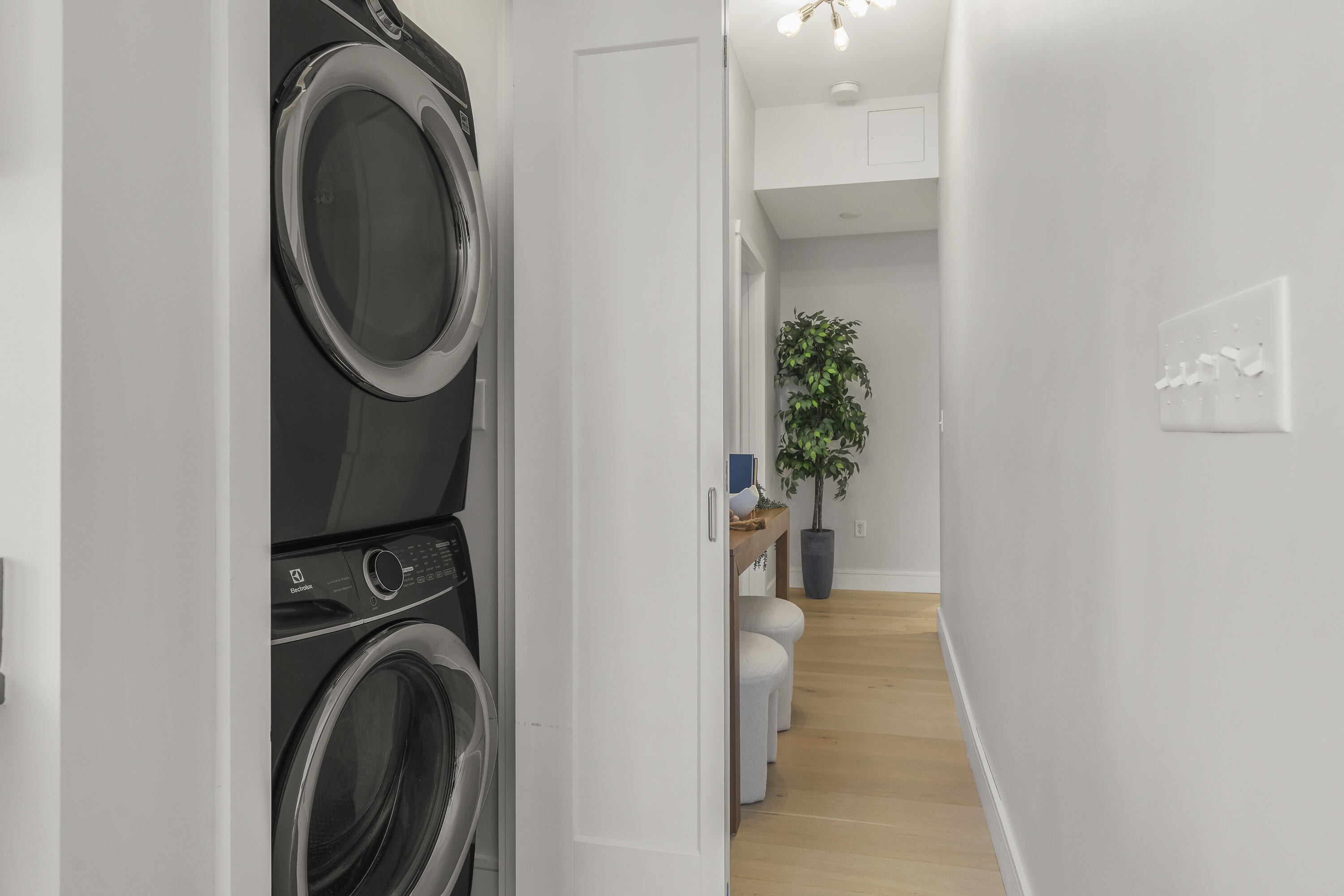 167 Newbury Street 206