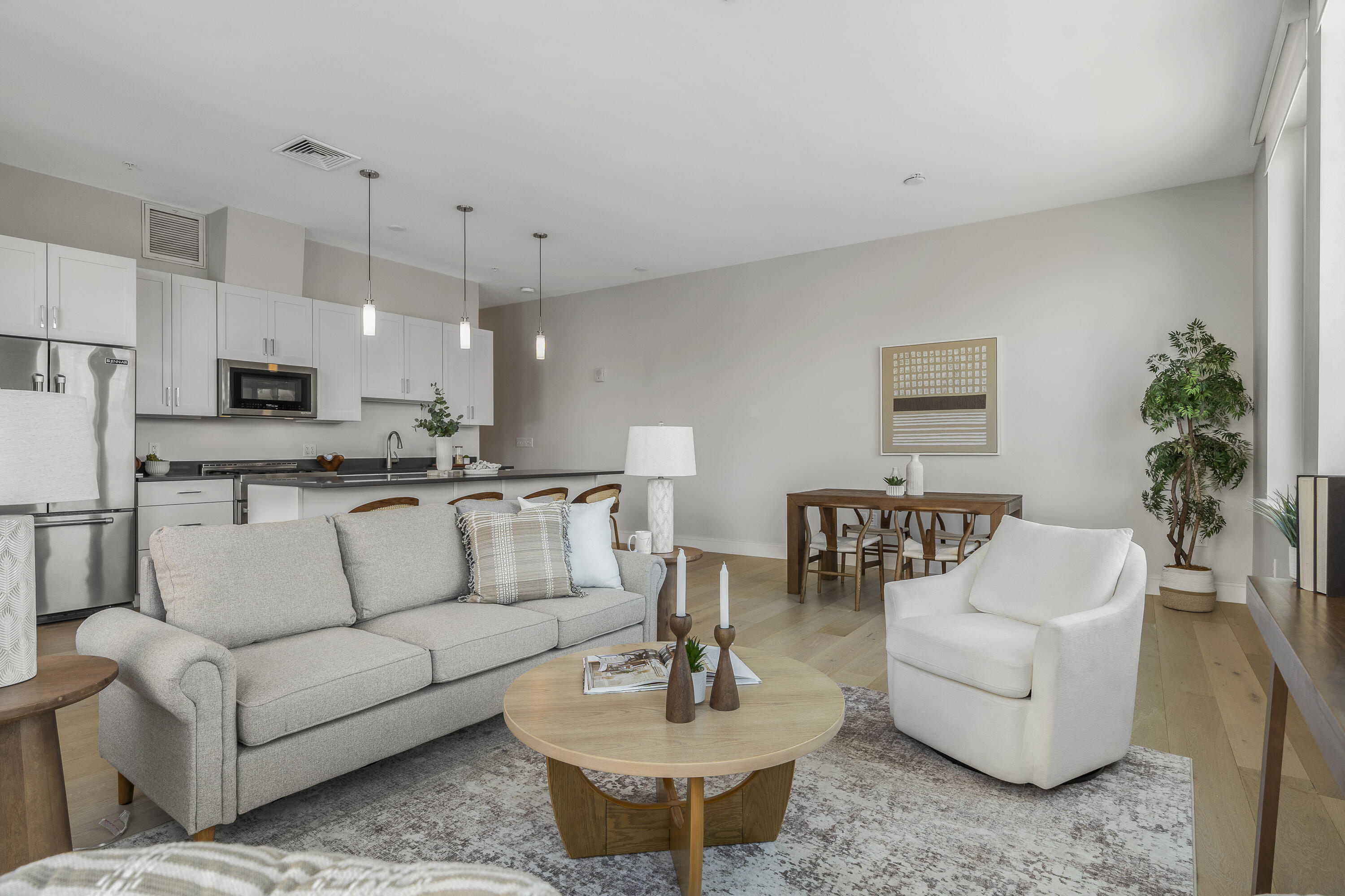 167 Newbury Street 206