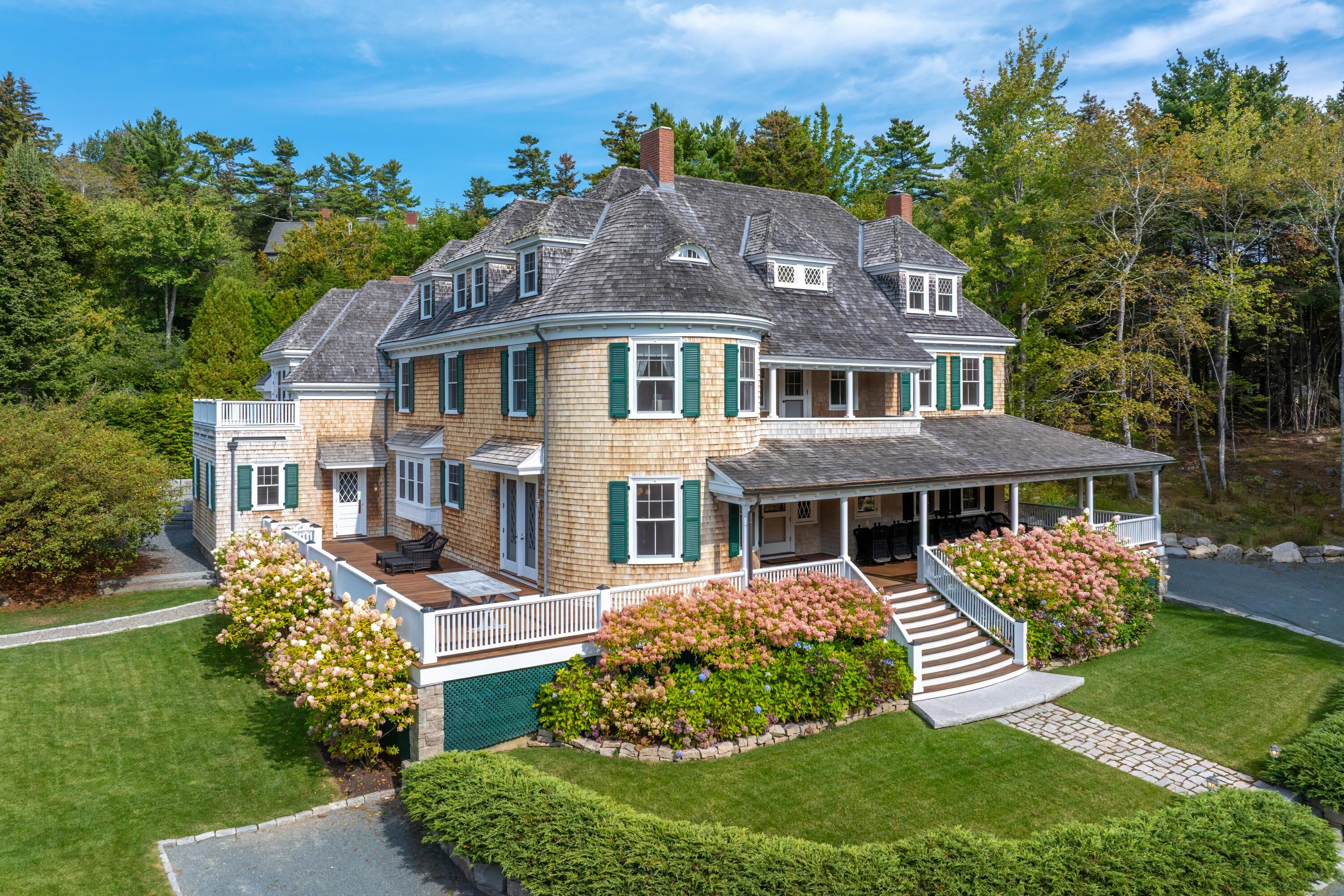 28 Harborside Rd, Northeast Hbr