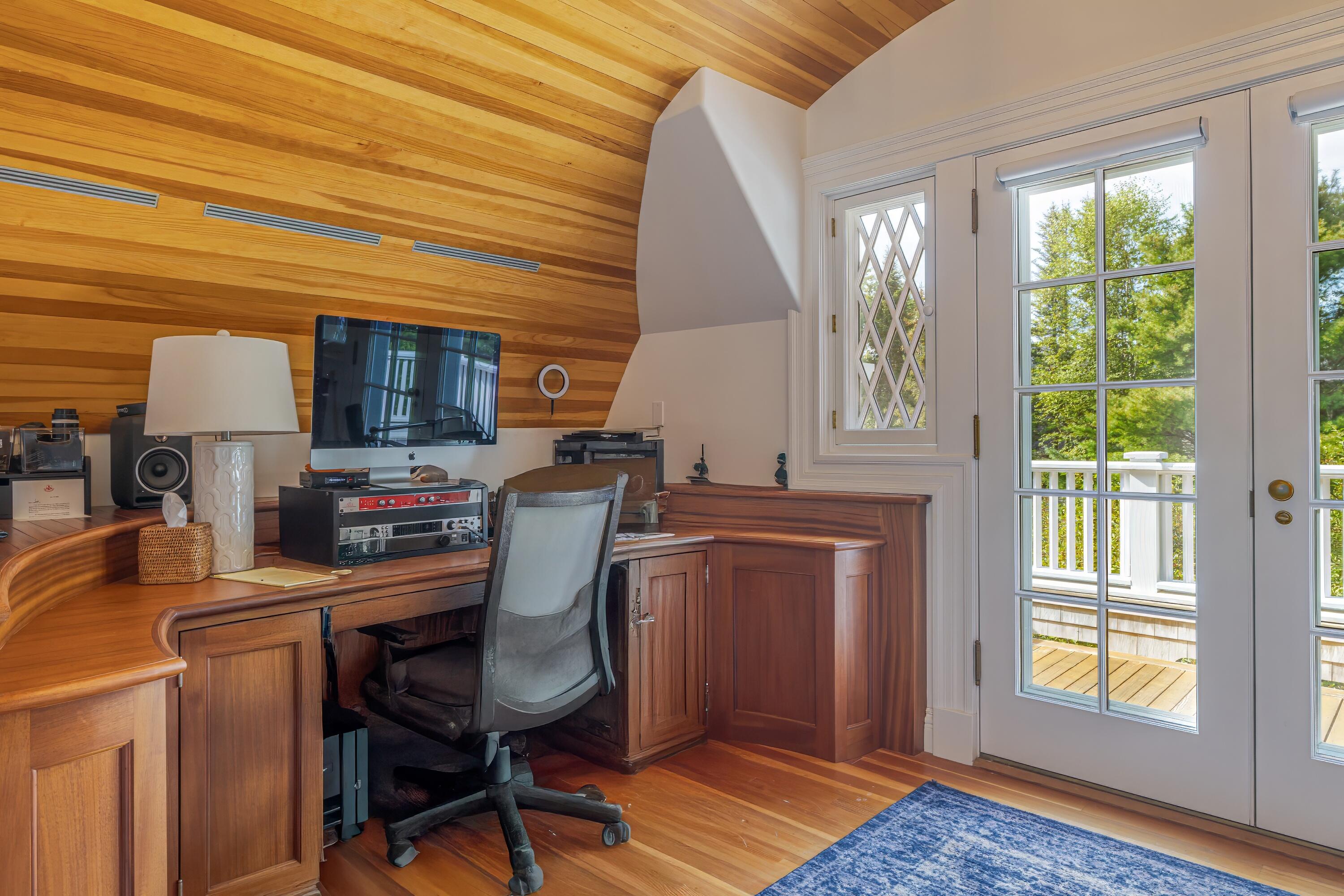 28 Harborside Rd, Northeast Hbr
