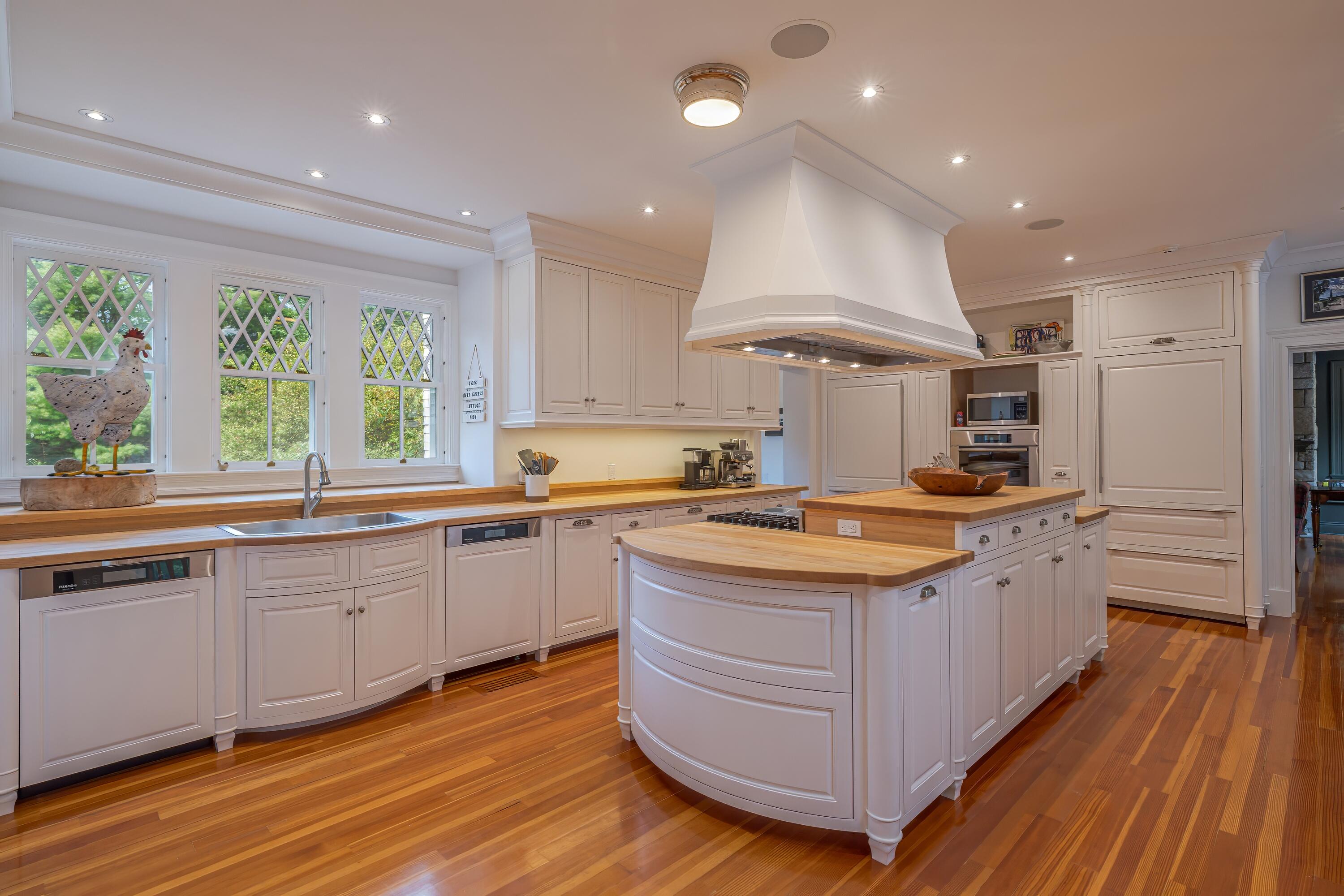 28 Harborside Rd, Northeast Hbr