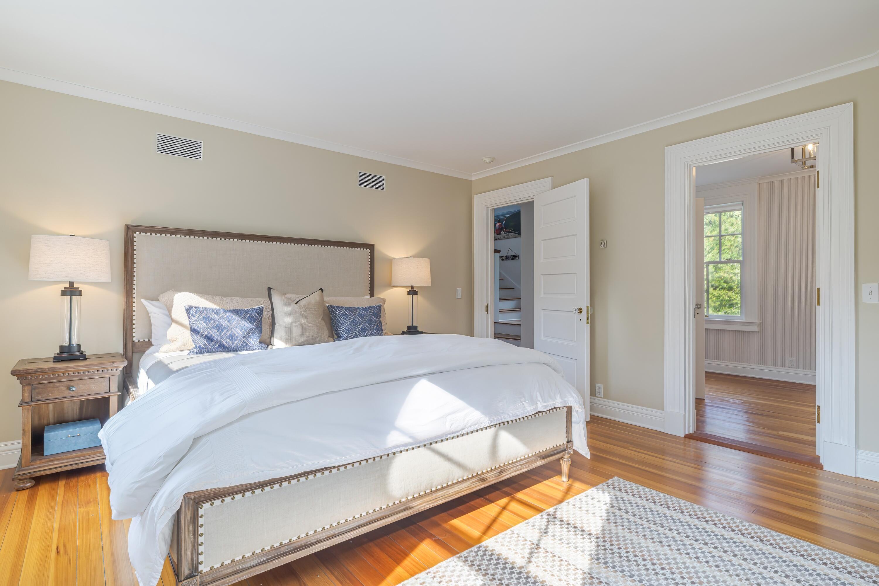28 Harborside Rd, Northeast Hbr