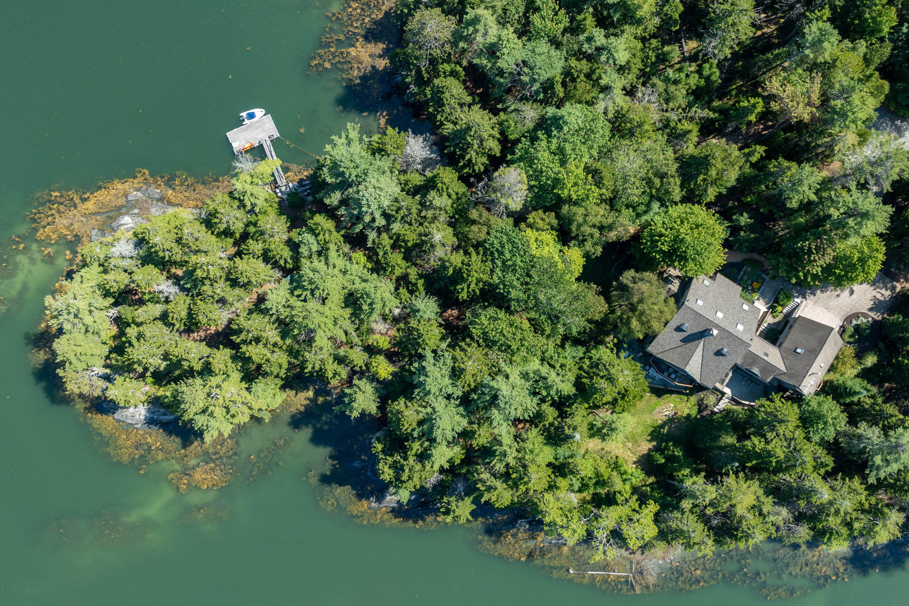 93 Governors Point Road