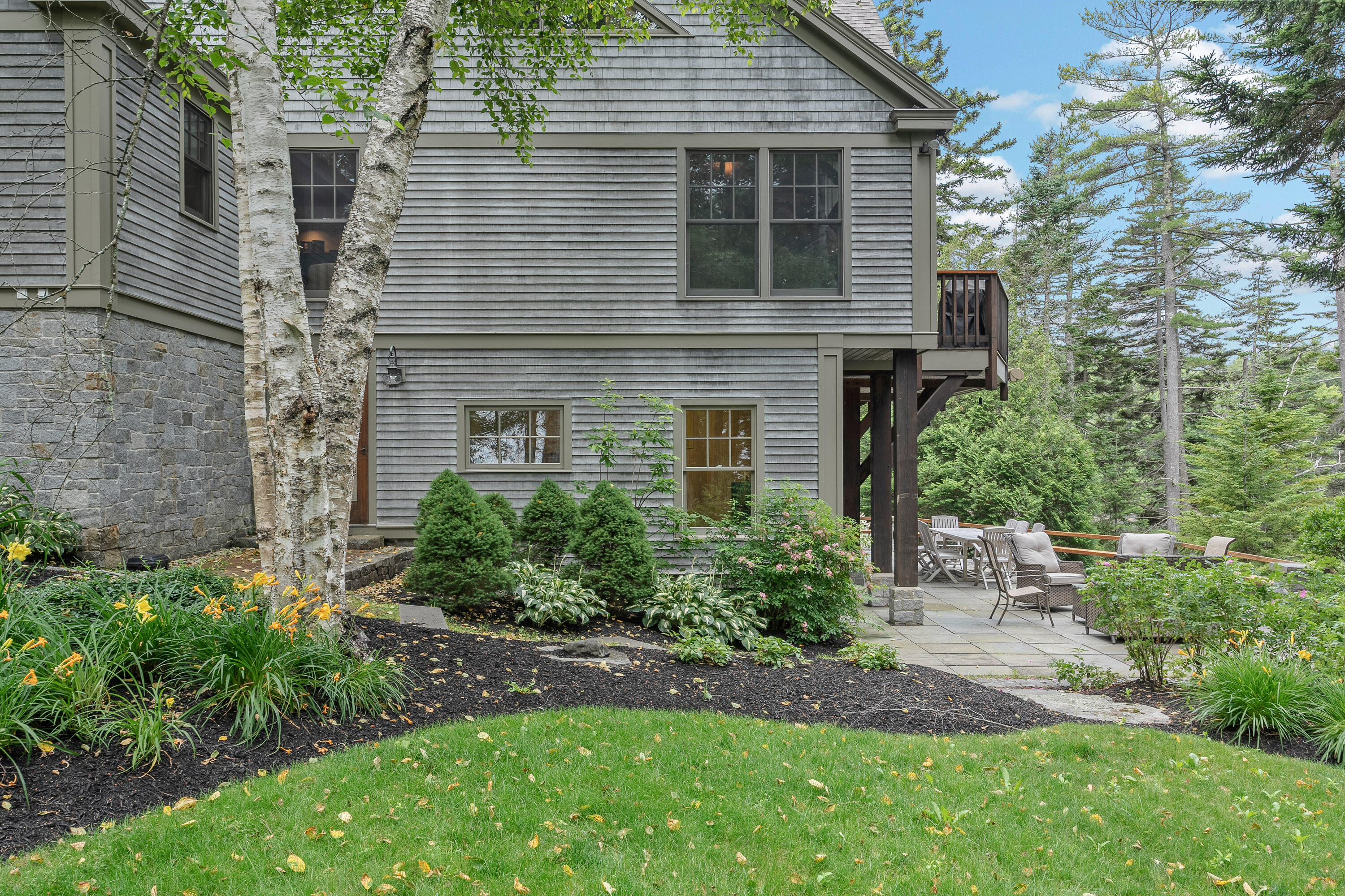 93 Governors Point Road