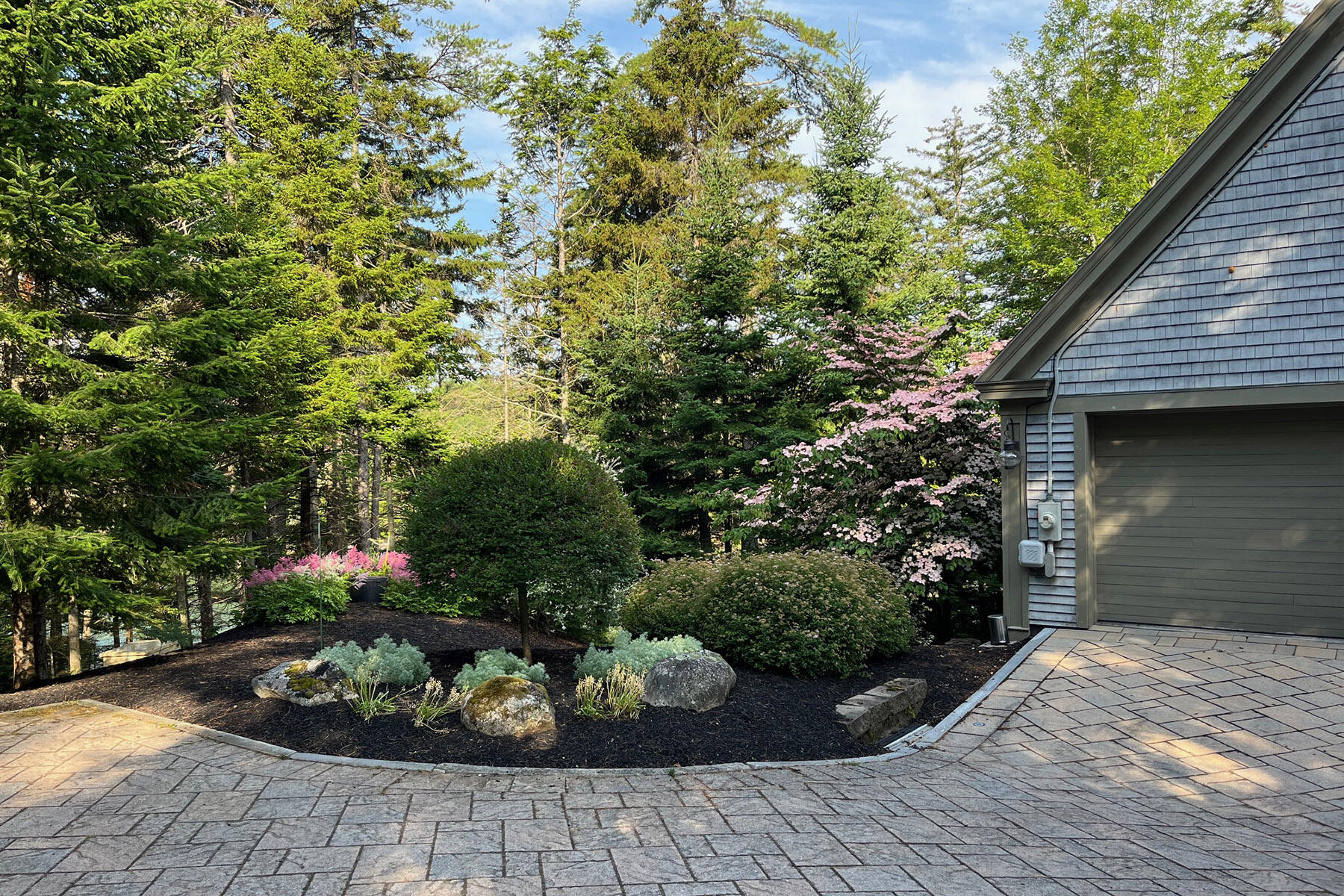 93 Governors Point Road