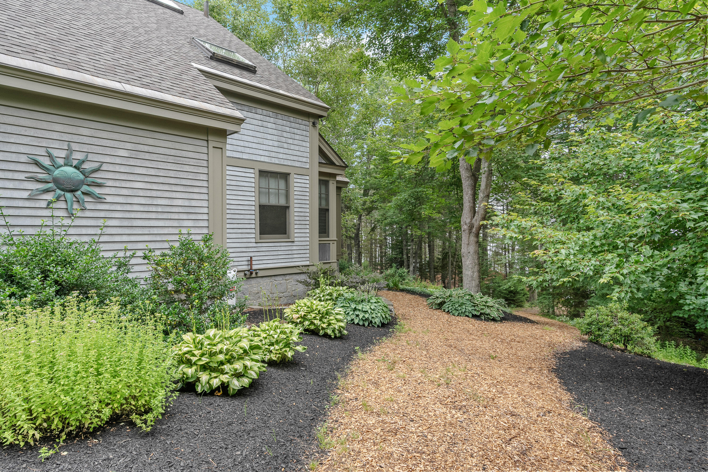 93 Governors Point Road