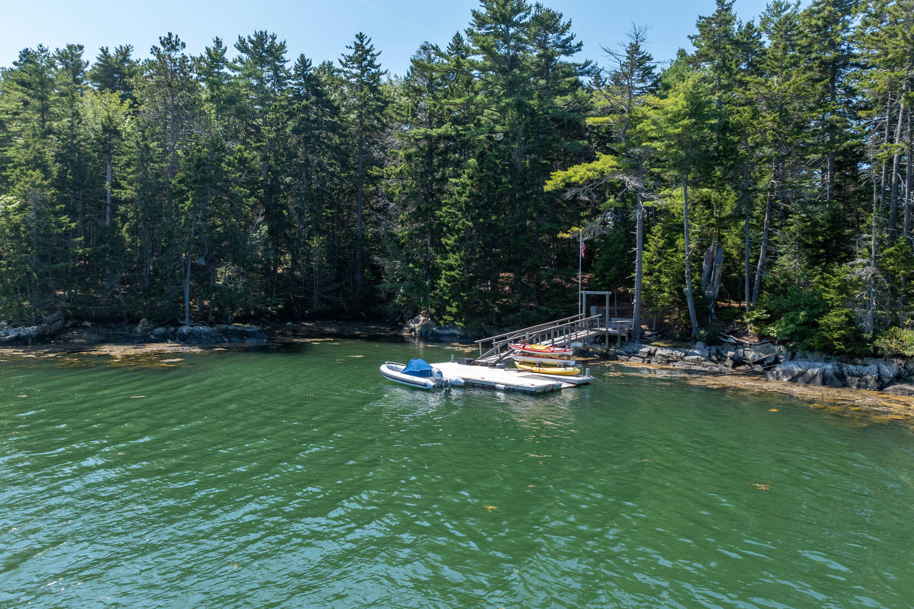 93 Governors Point Road